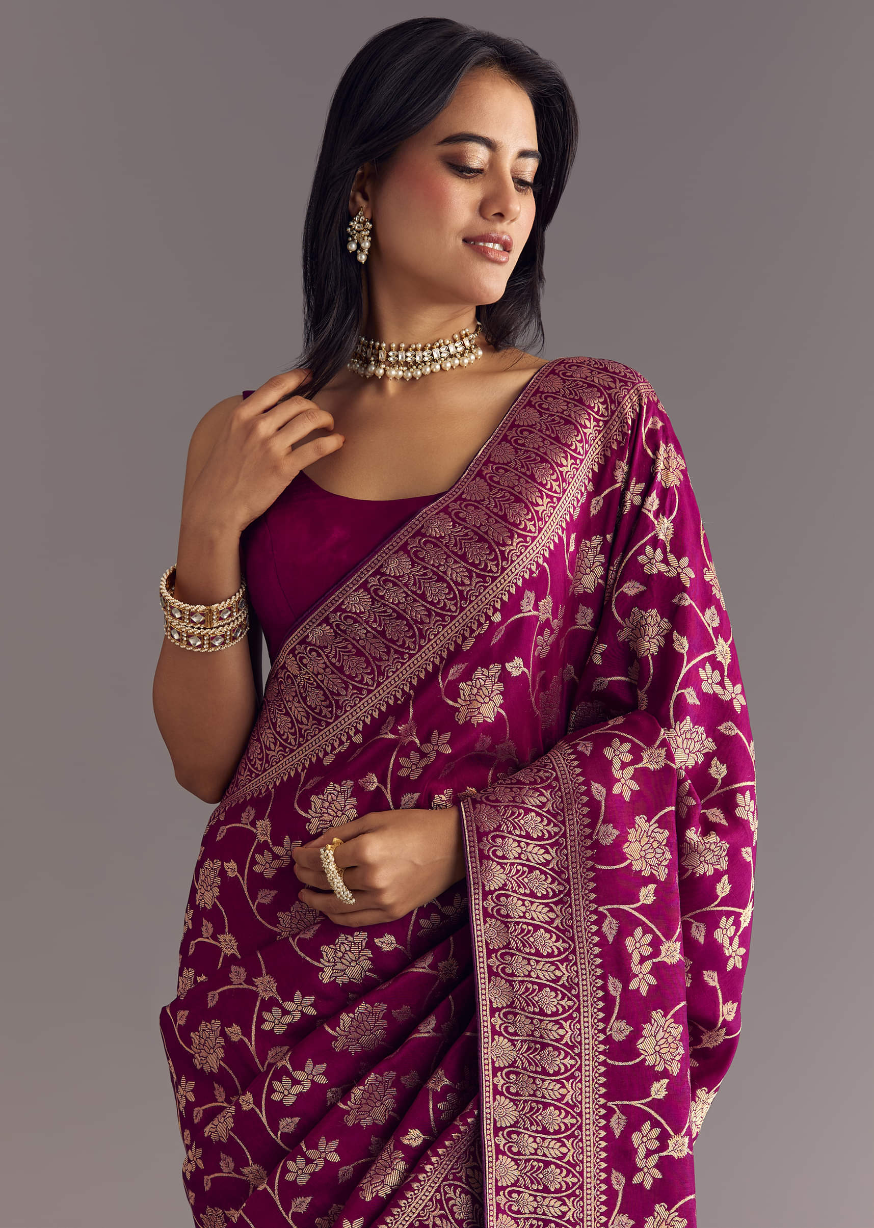 wine-dola-silk-saree-with-zari-jaal-and-border-work-sg284659-2_a7ea9c68-ecf9-4b23-8583-dc200c0eb218.jpg