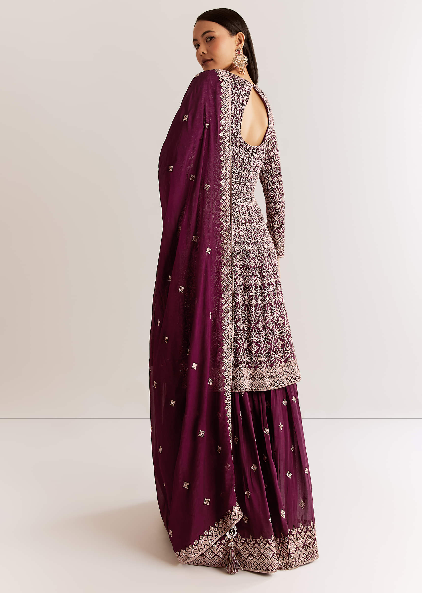 wine-georgette-kurta-set-with-zari-and-resham-work-sg285960-5_bd2655ce-11e7-4cef-8912-79f2a3f5c8c5.jpg