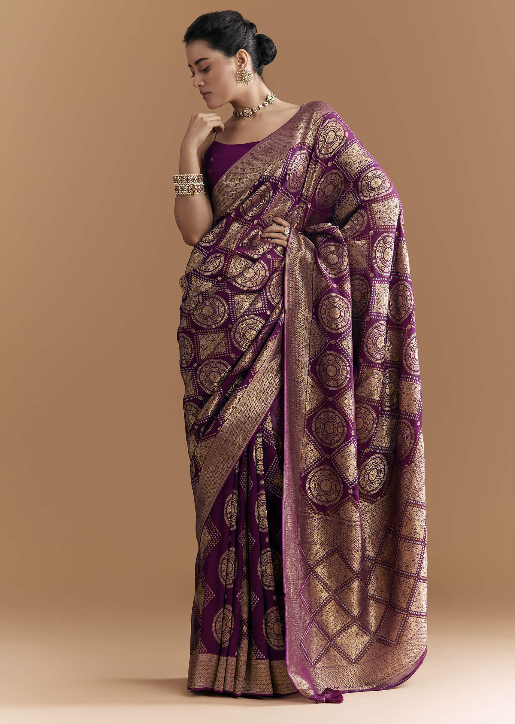 wine-khadhi-georgette-saree-with-geometric-motifs-in-zari-work-sg346191-3.jpg