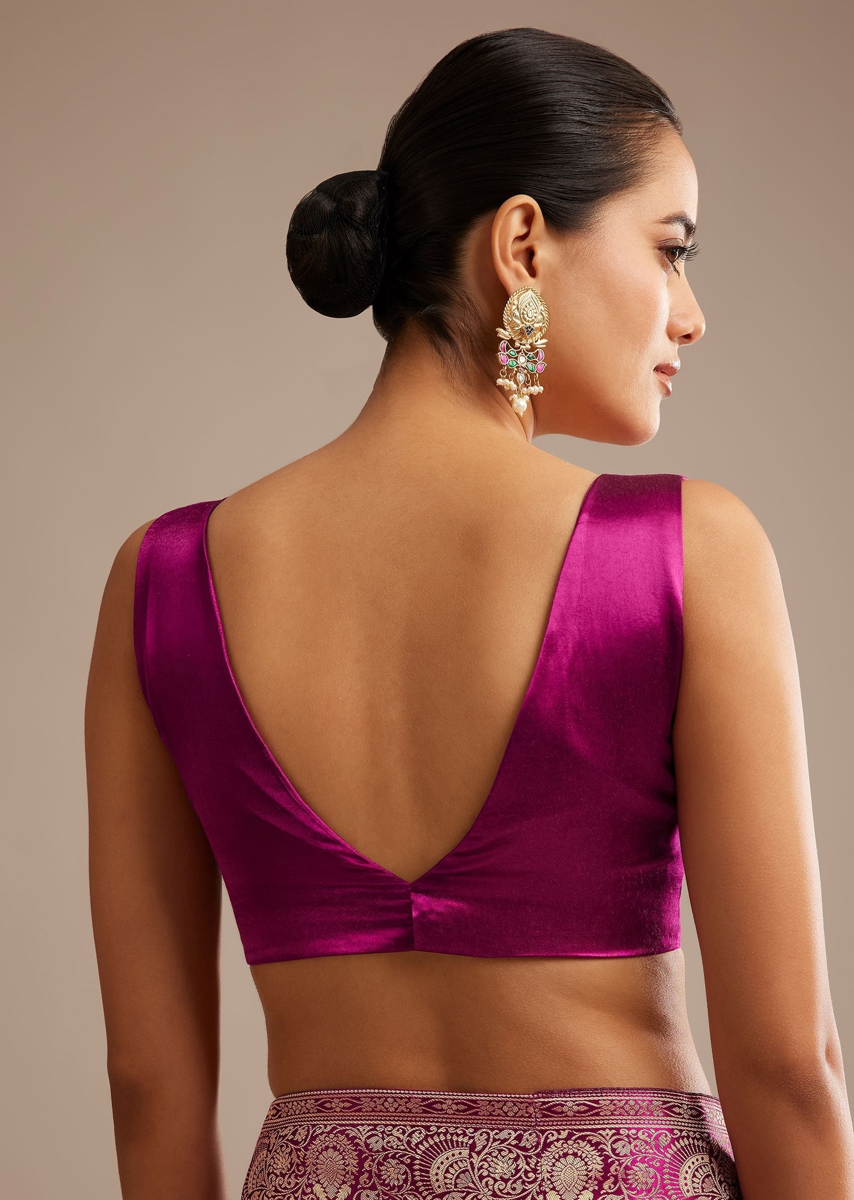wine-satin-saree-with-zari-woven-work-sg292703-8_797fd1c6-23c8-40ae-be8f-02bf120d2016.jpg