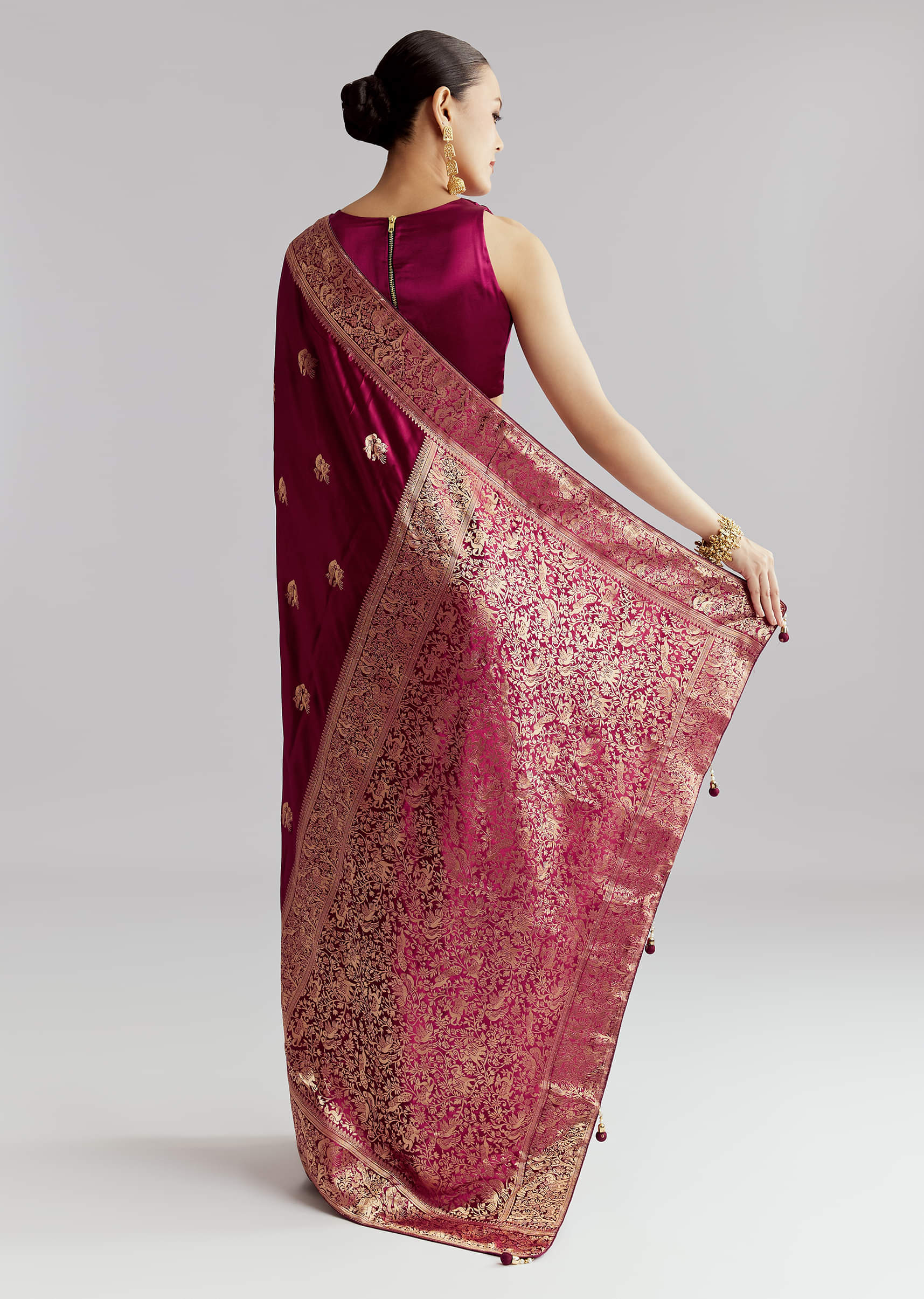 wine-satin-silk-woven-saree-with-heavy-zari-embroidery-sg350501-4.jpg