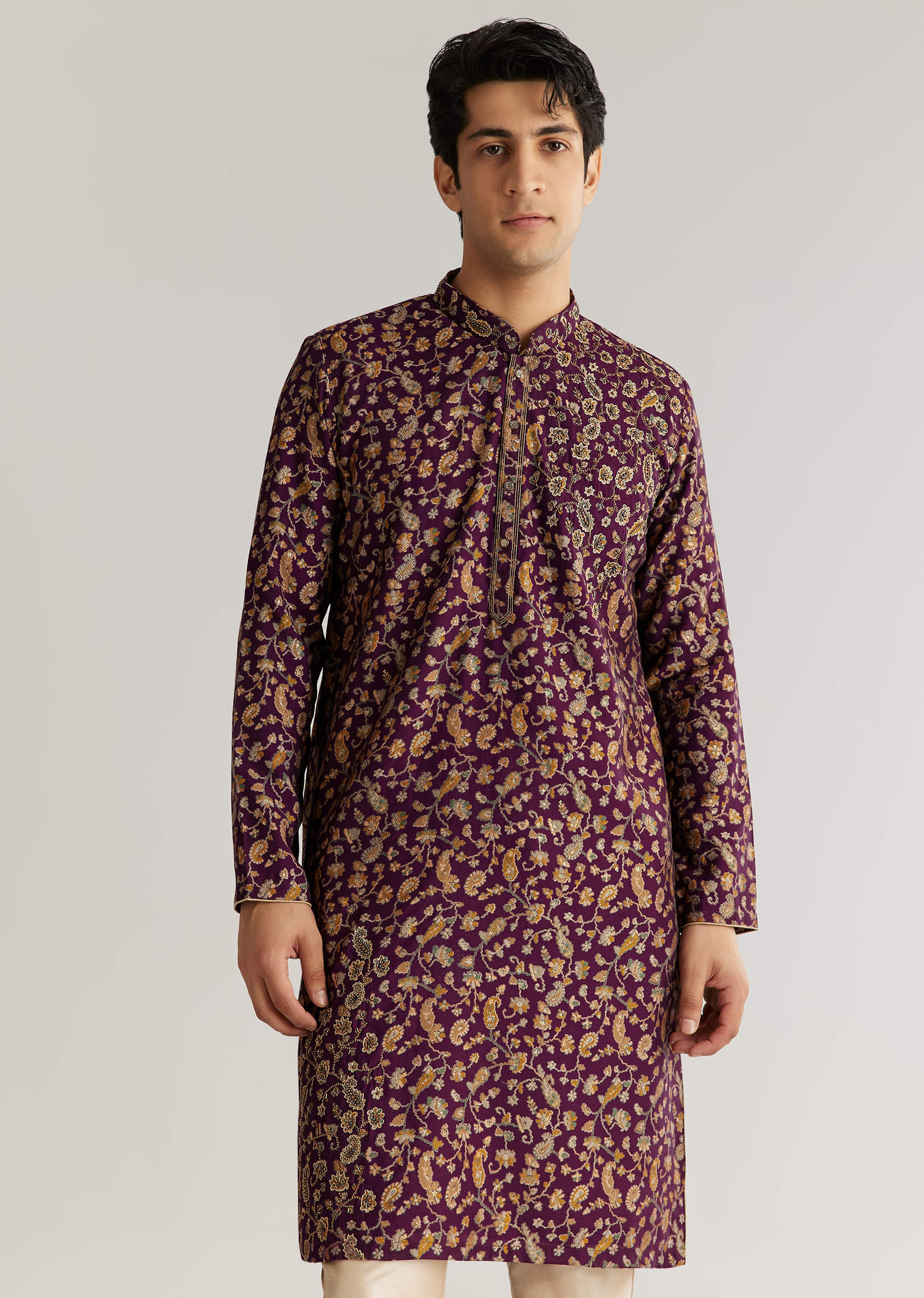 wine-silk-floral-printed-kurta-set-with-cutdana-work-sg323912-1_1b3d3e36-1469-45da-9011-3518bd63804d.jpg