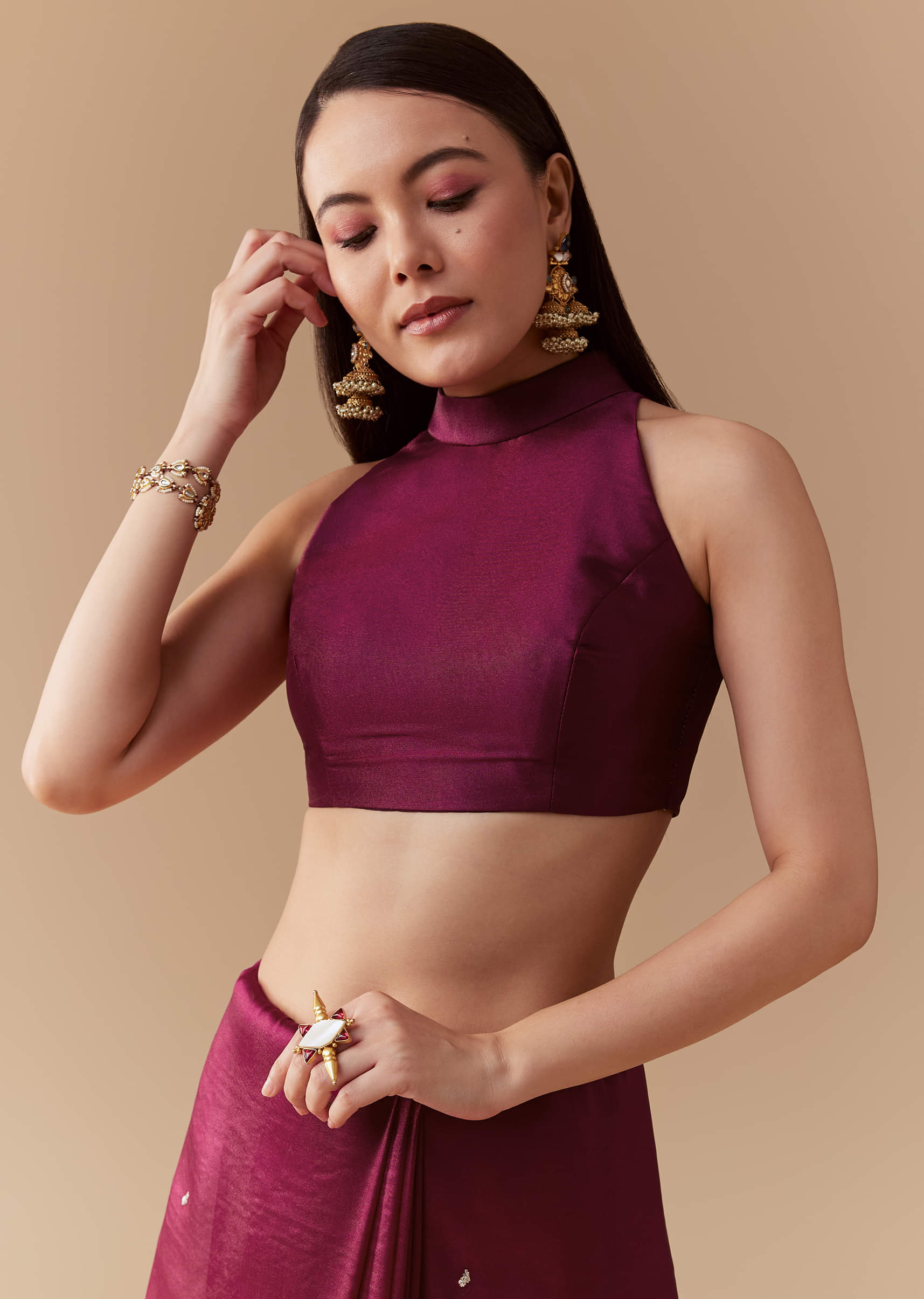 wine-tissue-organza-embroidered-saree-with-unstitched-blouse-sg346404-7.jpg