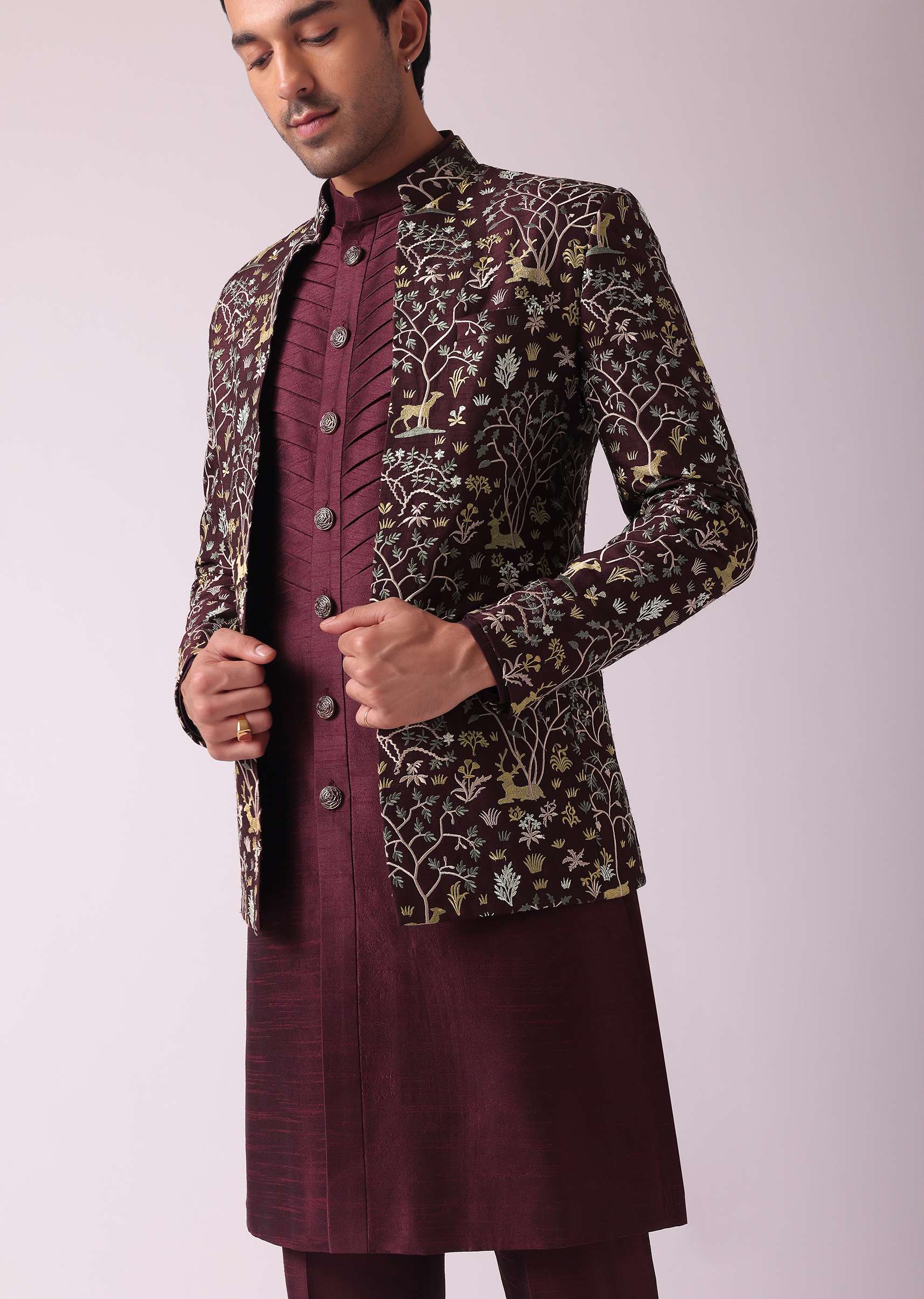 wine_red_embroidered-sg171384_5_18fac8e0-1bb2-479d-a821-130be1c4ae4a.jpg
