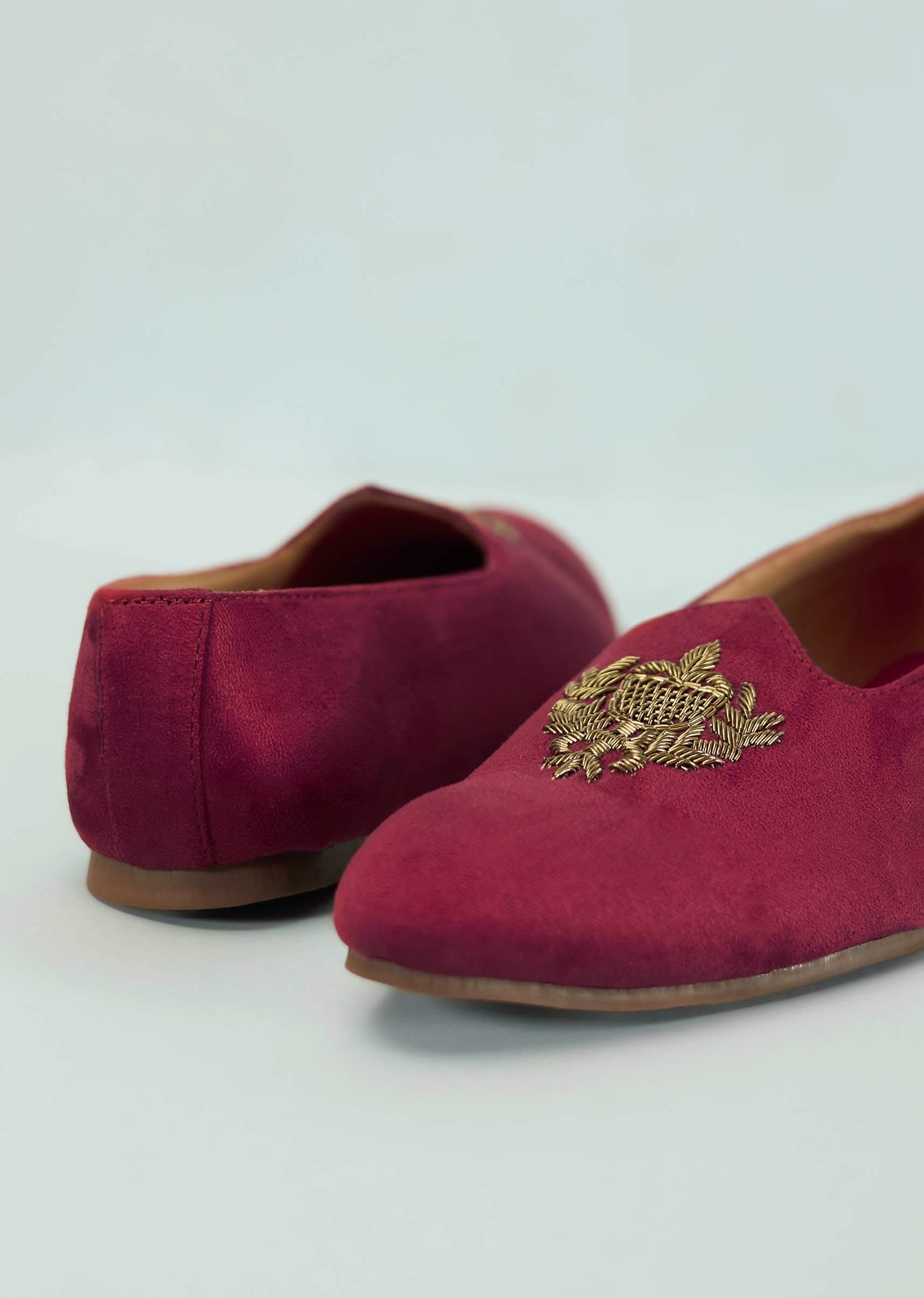 wine_red_mules_for_men_in_suede_with_embroidery-sg124611_4_113a8c2e-cc8c-4509-8f67-436f8fe47102.jpg