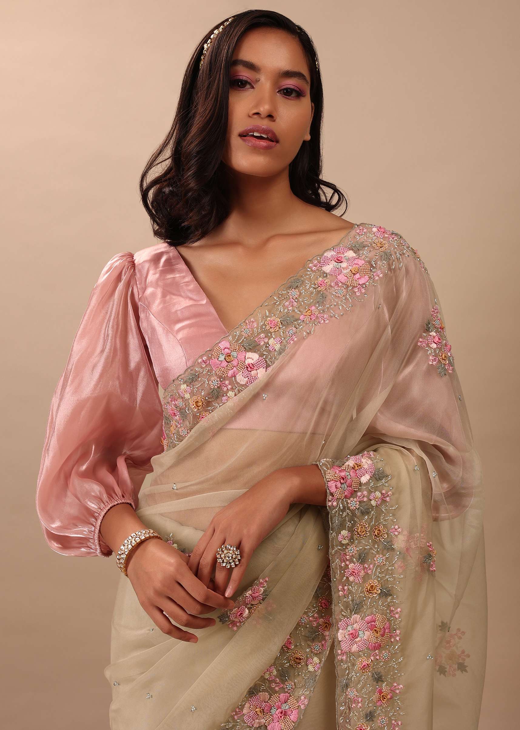 wood_ash_white_saree_in_organza_fabric_7.jpg