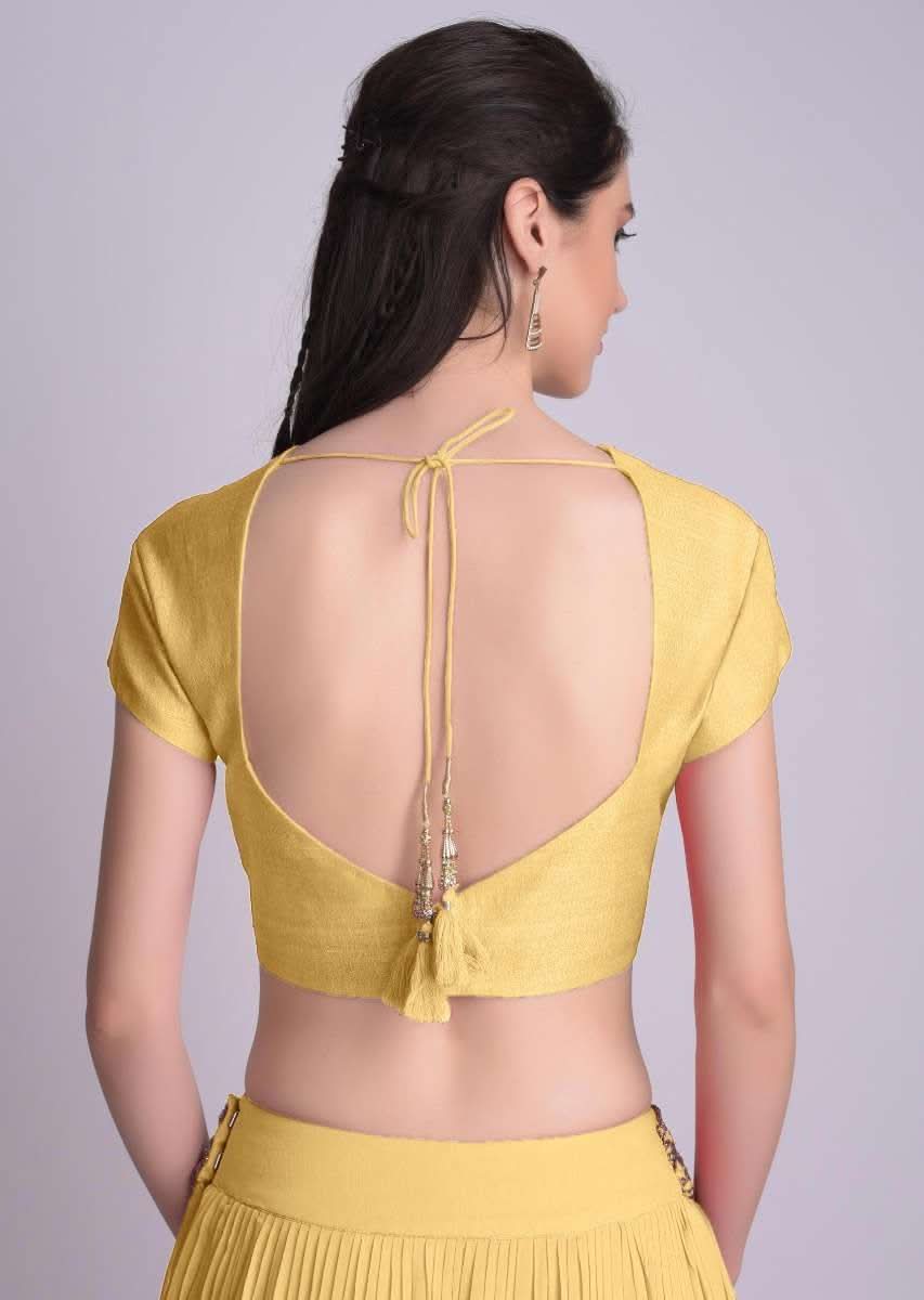 yellow-blouse-with-deep-sweet-heart-neck-and-cap-sleeves-online-kalki-fashion-m001509622y-sg31232_1_cf0b4e07-23c0-4472-8ff2-3cea4f18518f.jpg