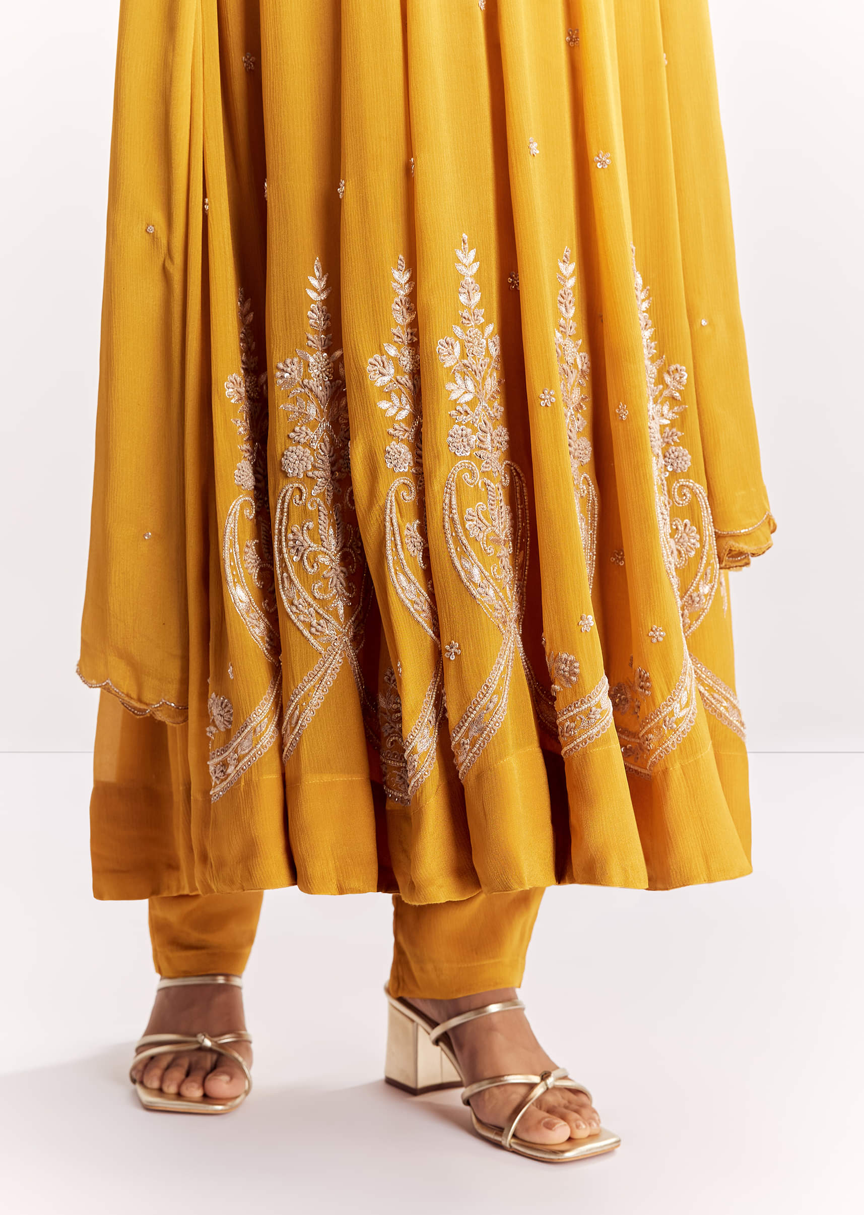 yellow-chinon-anarkali-suit-with-moti-sequins-and-cutdana-dupatta-sg326415-5_d3b0bc01-d55d-426f-94f1-6c78a77200df.jpg