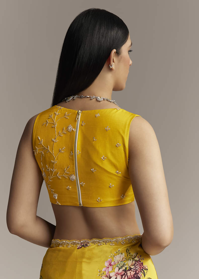 yellow-crepe-saree-with-floral-digital-print-and-sequin-embroidery-sg328023-8.jpg