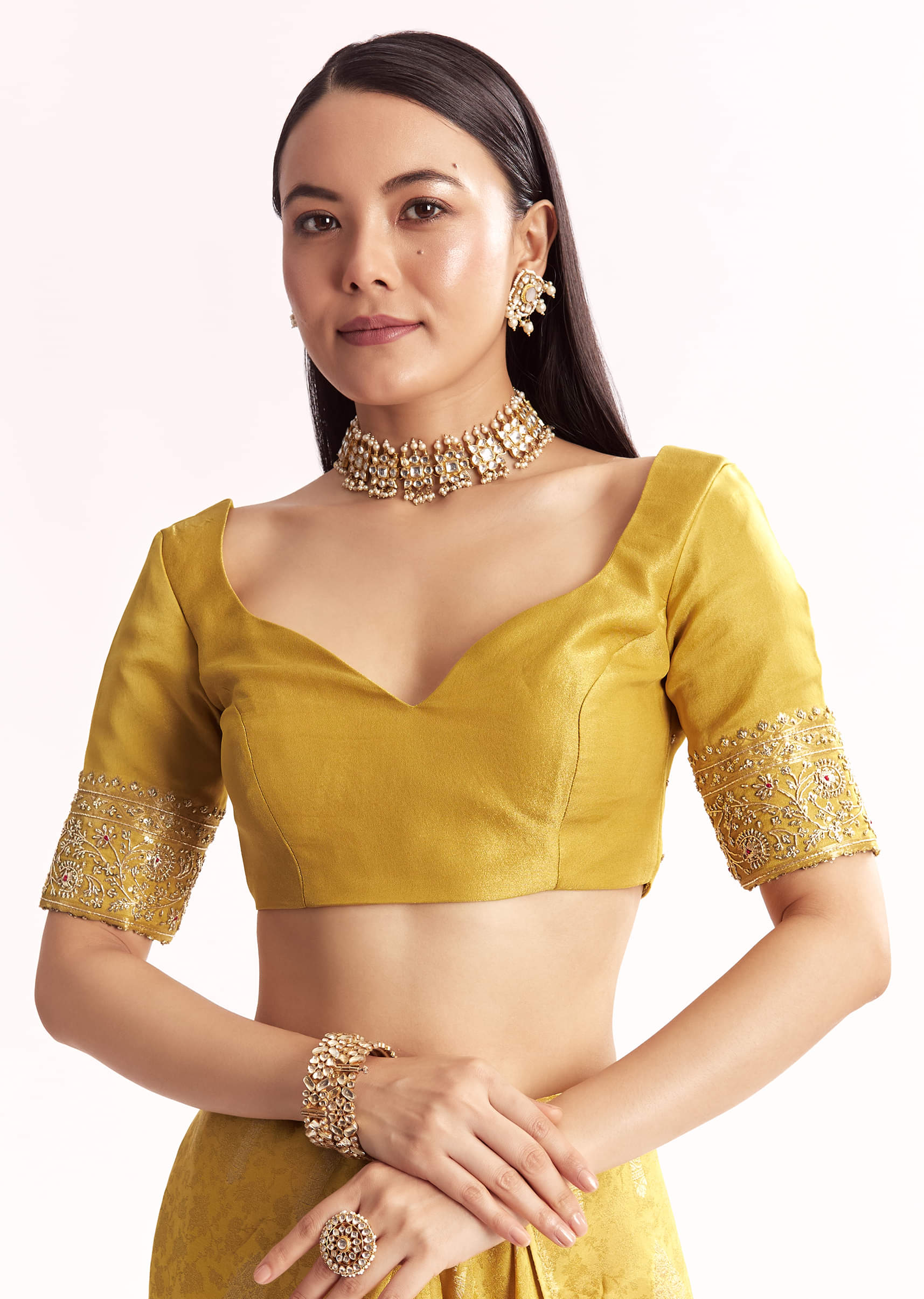 yellow-jacquard-silk-saree-with-woven-brocade-zari-work-sg184865-7_054e4c1b-d89b-4535-b1d7-e1ad38594262.jpg