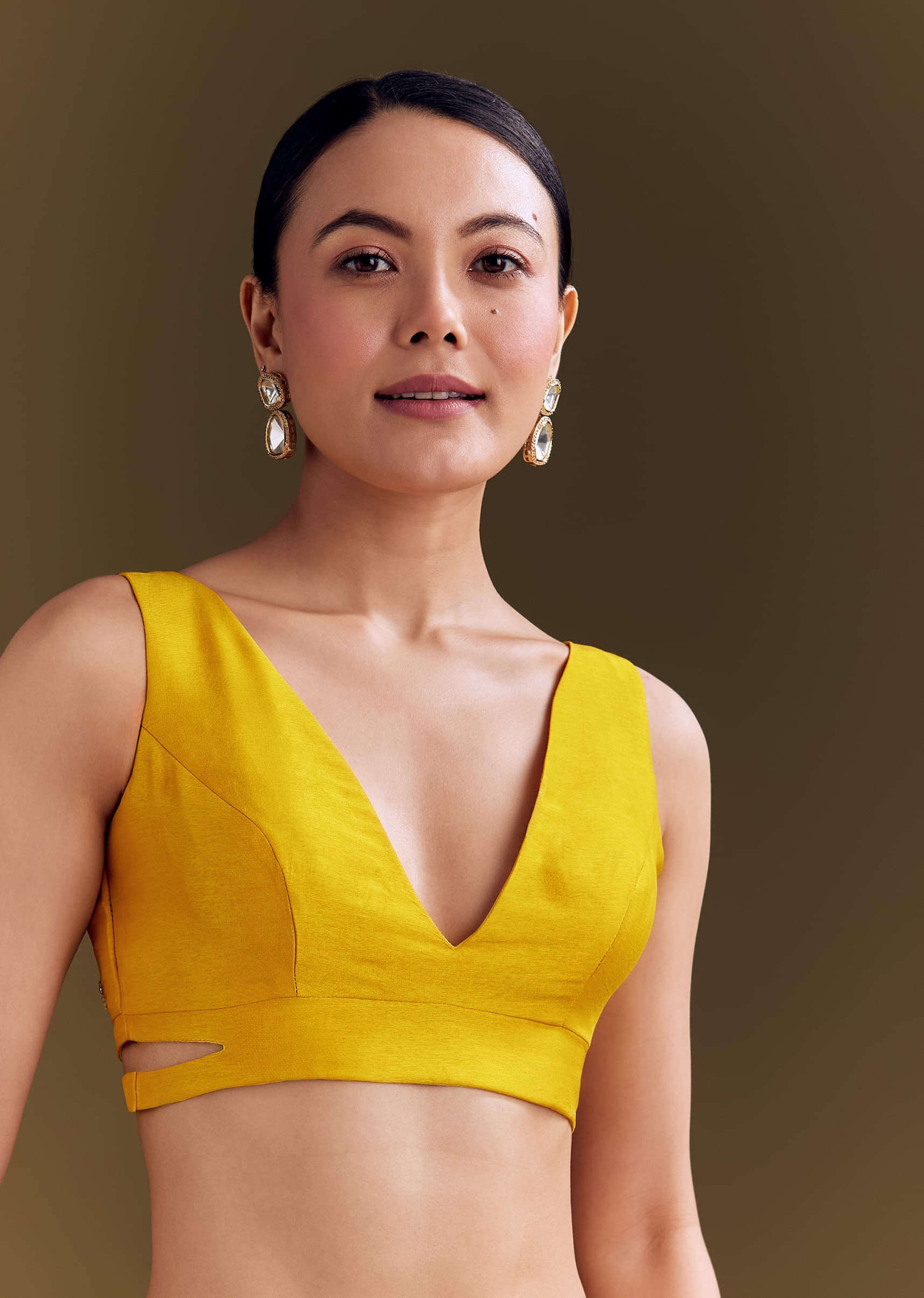 yellow-organza-saree-with-floral-print-and-beaded-border-sg297111-7_b84cc459-c331-4d7a-9cde-034fdd5f5119.jpg