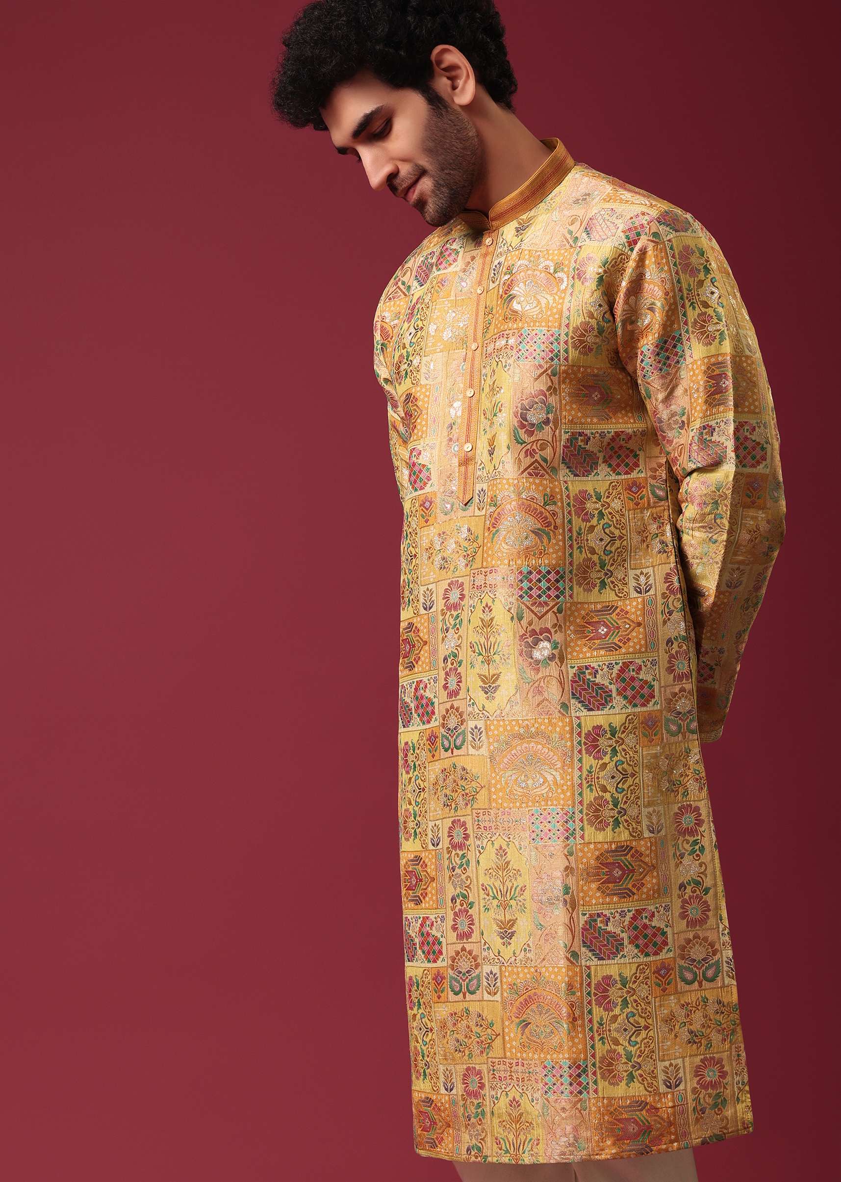 yellow-printed-kurta-set-in-silk-sg178222_3_41f44f41-13e0-413b-9d2c-a29e043cca29.jpg