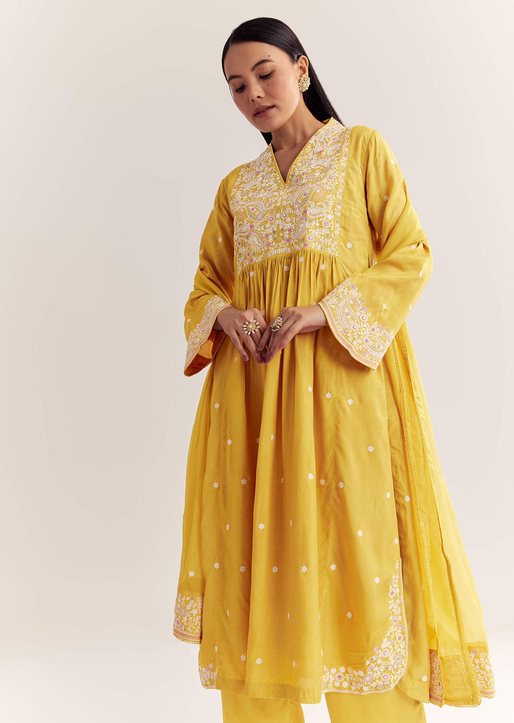 yellow-silk-kurta-set-with-thread-work-and-organza-dupatta-sg320954-1_c8492f15-2aff-47a1-a983-dcb0891db819.jpg