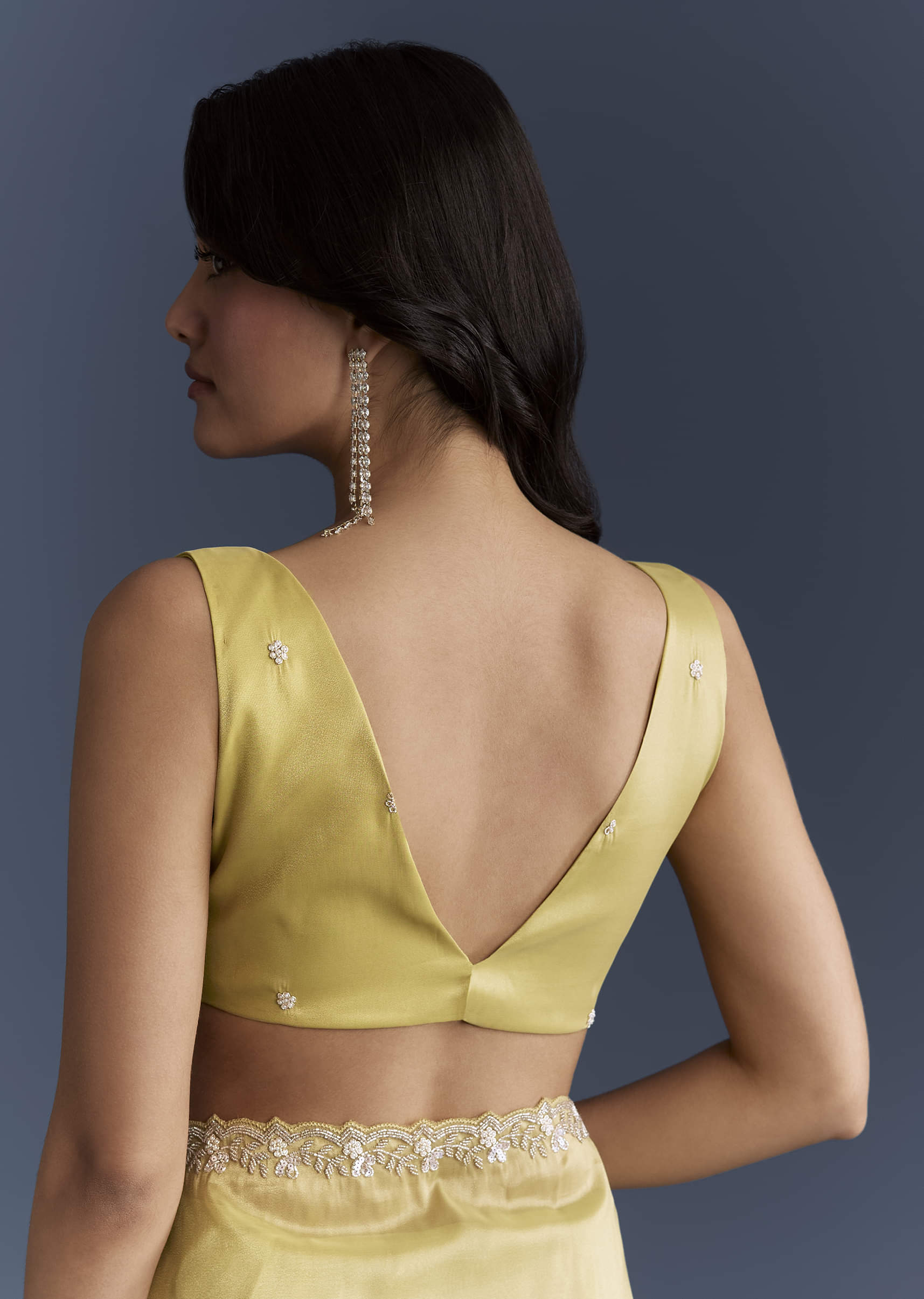 yellow-tissue-saree-with-heavy-hand-embroidery-sg338795-8.jpg