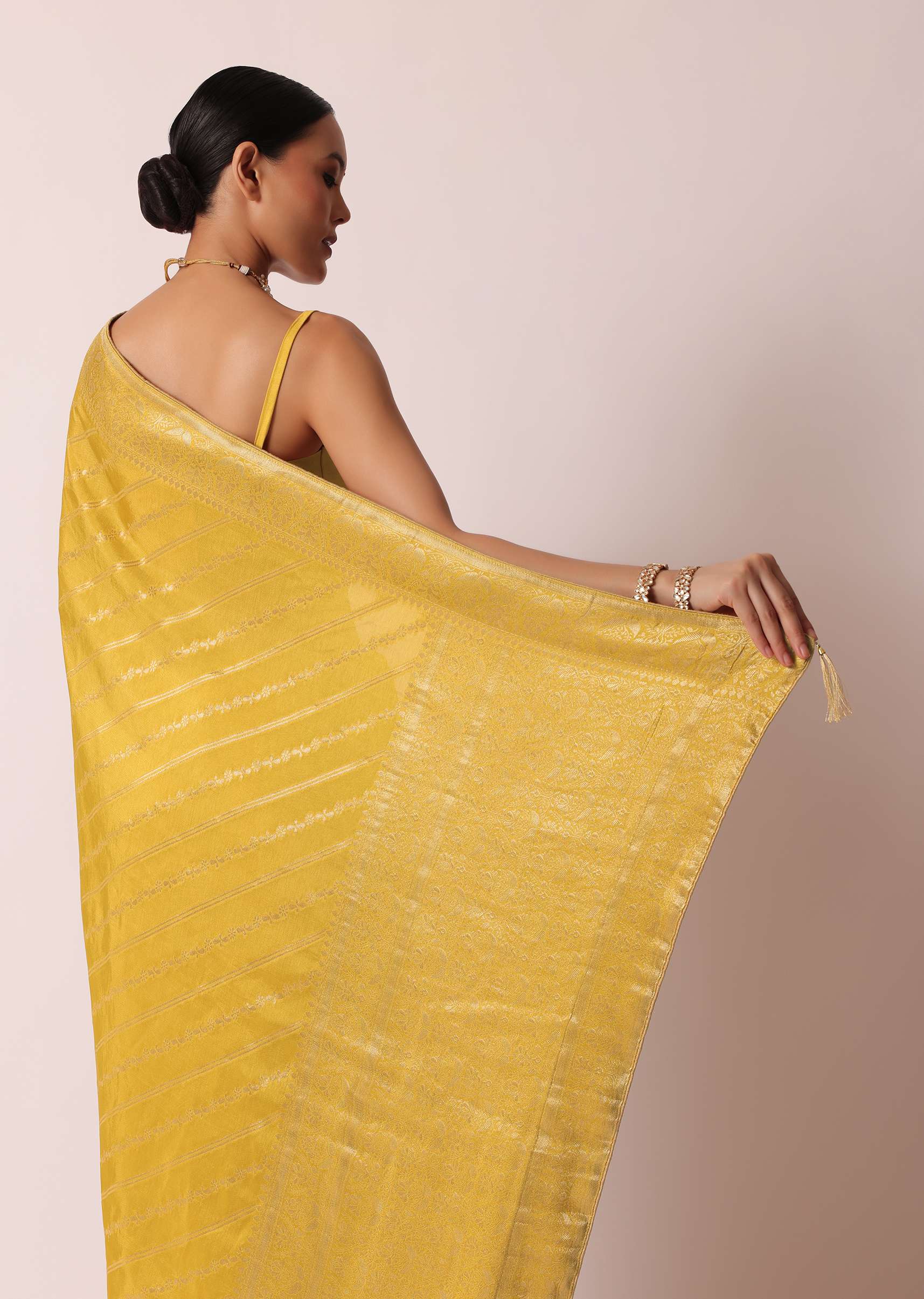 yellow_banarasi_silk_handloom_saree_with-sg182515_3_a025abf8-7d17-4bfd-8504-f18617a02080.jpg