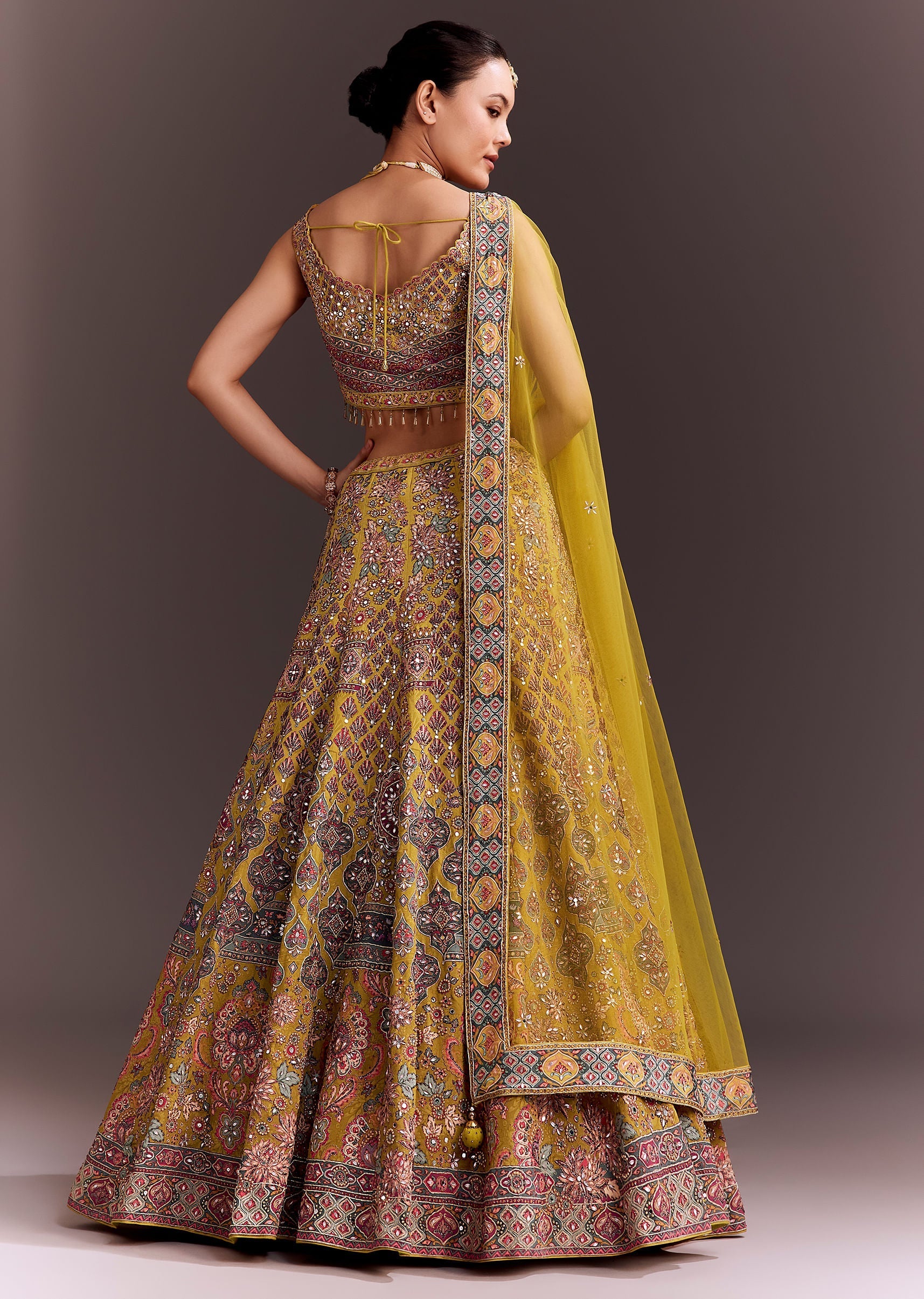 yellow_embroidered_lehenga_set-sg150218_2__nasto_f6570538-53fe-4b29-bd37-35fab78de3d7.jpg