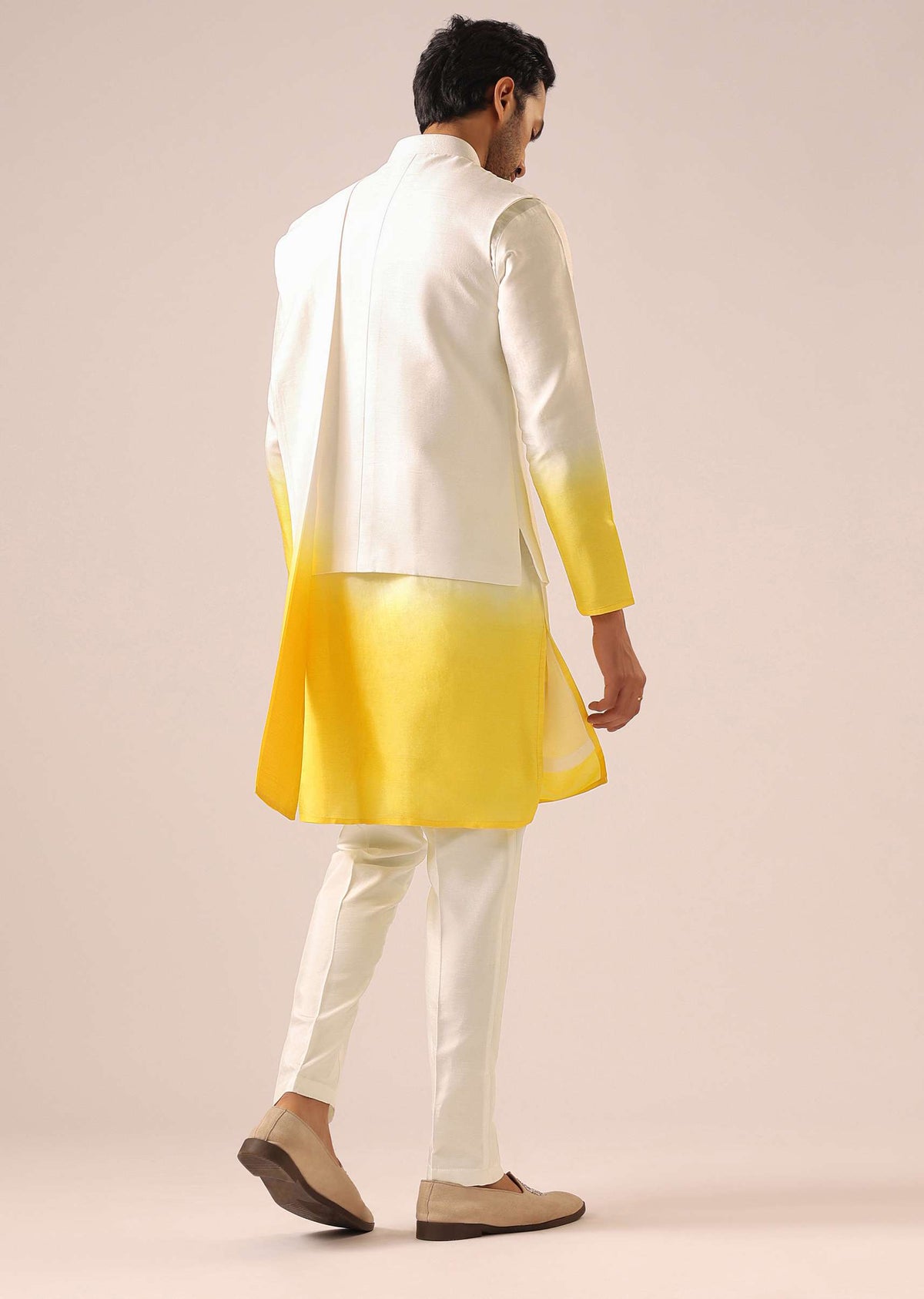 yellow_jacket_and_ombre-sg180831_4_aebb0d88-6c59-4b0f-ba5c-58cb73866eec.jpg