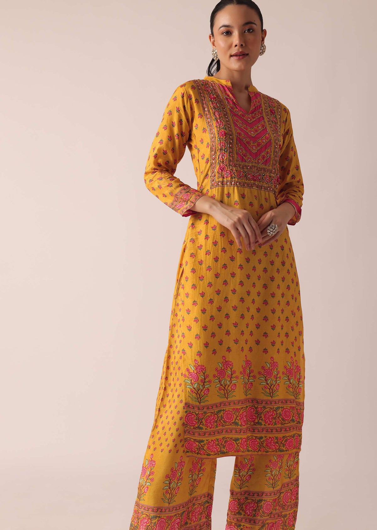 yellow_kurta_and_pant-sg179830_6_601affee-e2bb-4840-b374-c4d5e602f2e5.jpg