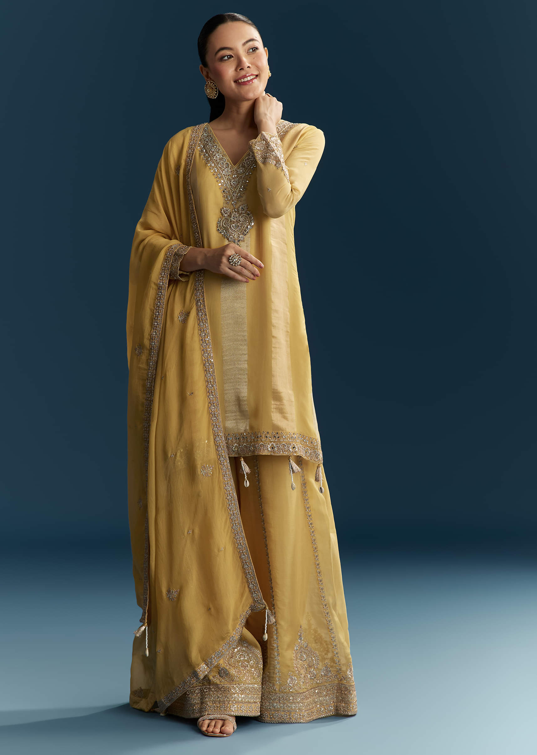 yellow_organza_palazzo_suit_with_zari_and-sg344335-6_6.jpg