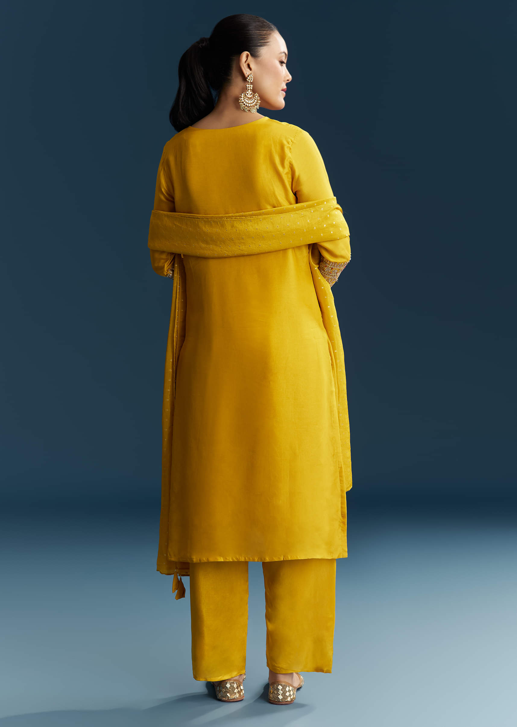 yellow_silk_kurta_set_with_gotta-sg343746-6_2.jpg
