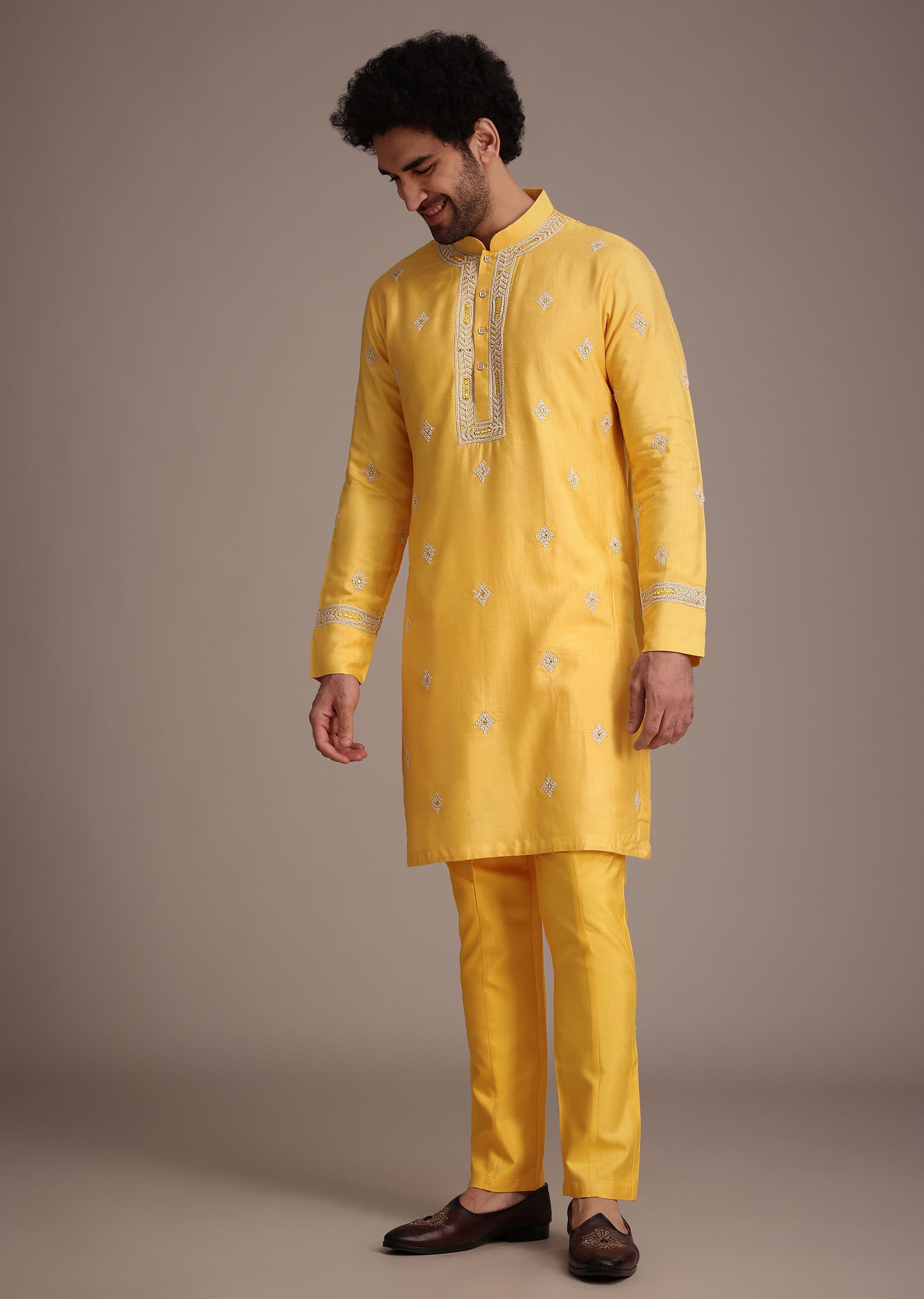 yellow_silk_mirror_embroidered_kurta_jacket_set-sg233764_2_d272b9d3-2789-4a41-bc58-0e27c83c2bab.jpg