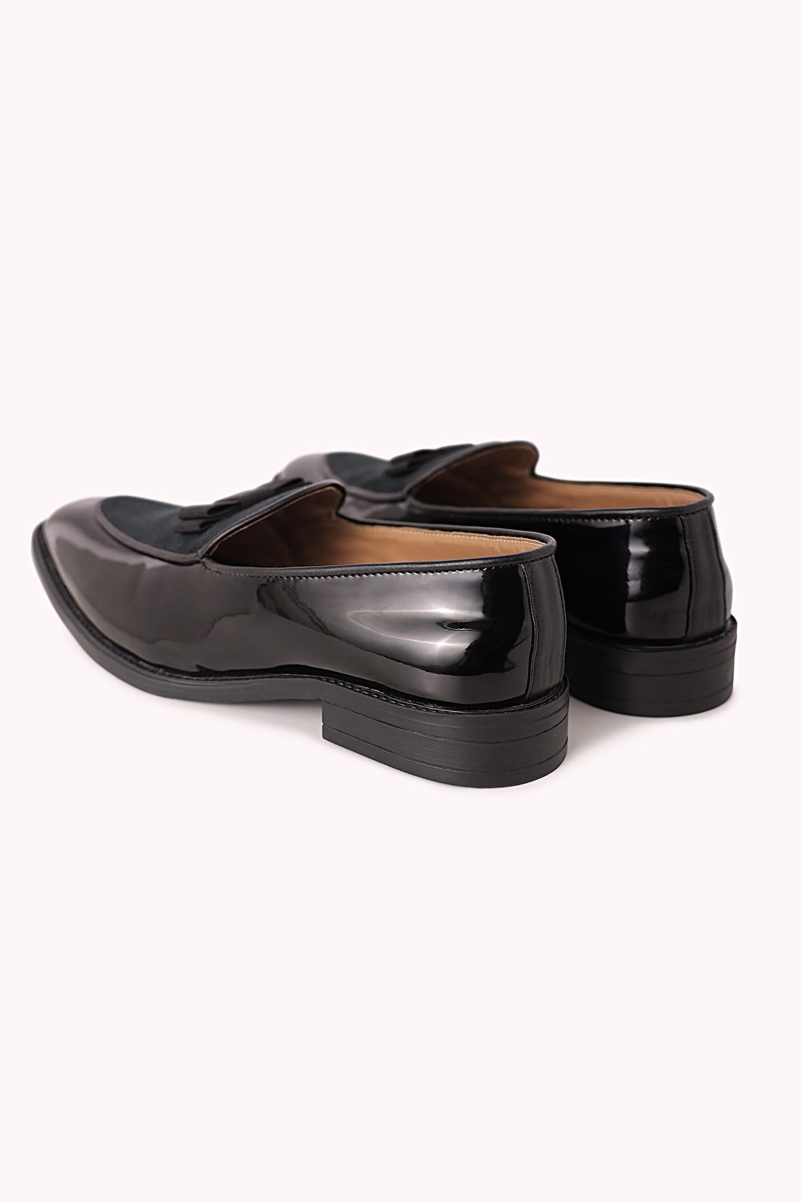 Black_Bow_Loafers_In_Velvet-SG179262_4_b6534f31-2c6b-475a-9f63-7fcfb820c436.jpg