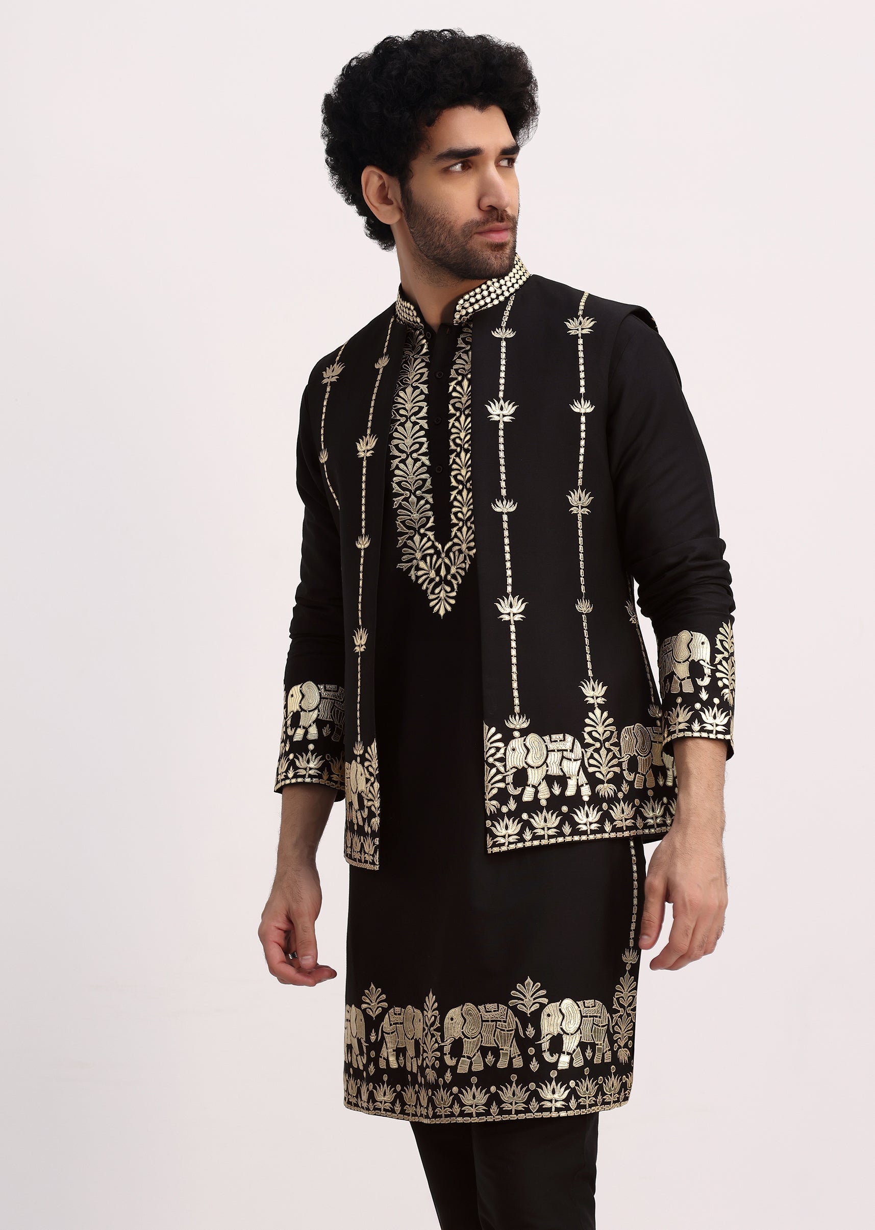 Black_Gold_Foil_Apllique_Work_Kurta_Jacket_Set-SG235586_4_cc829fdc-1d09-4c07-95d6-a5a3e692d92e.jpg