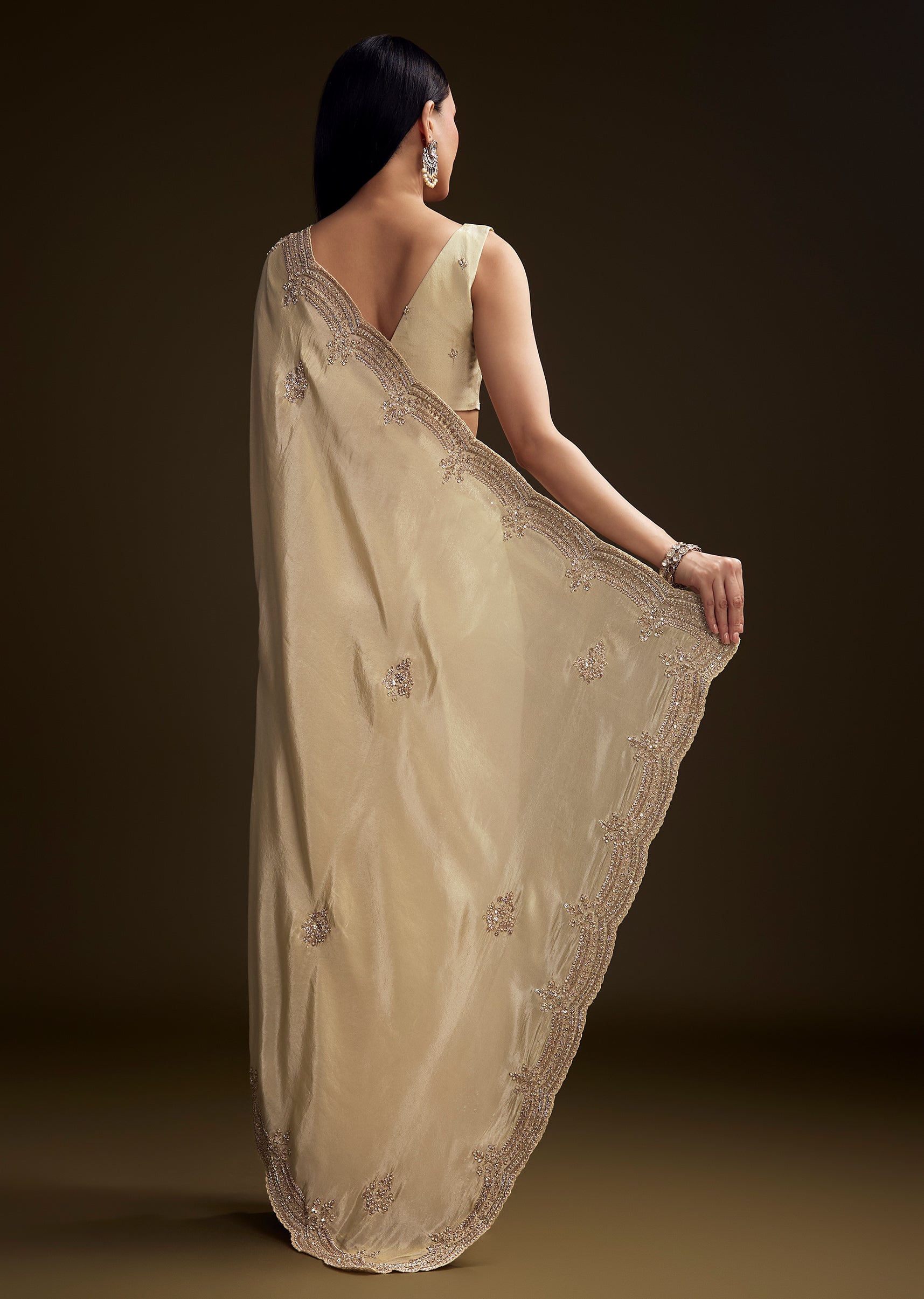 Cream_Tissue_Saree_With_Zardosi_And_Bead_Embroidery-sg319013-7_4.jpg