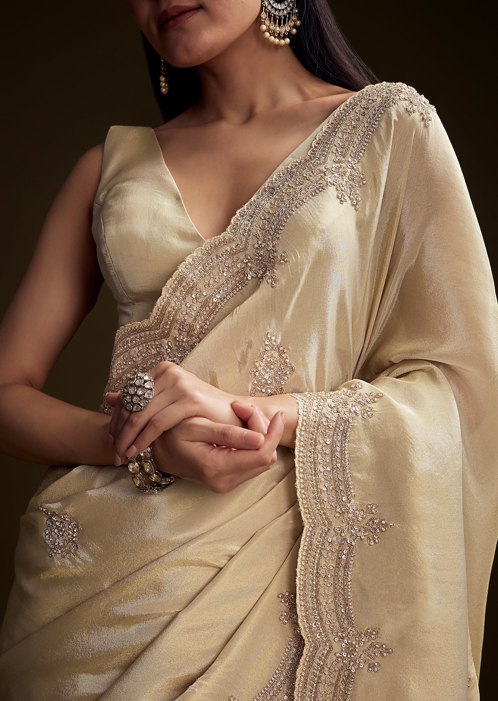 Cream_Tissue_Saree_With_Zardosi_And_Bead_Embroidery-sg319013-7_5.jpg