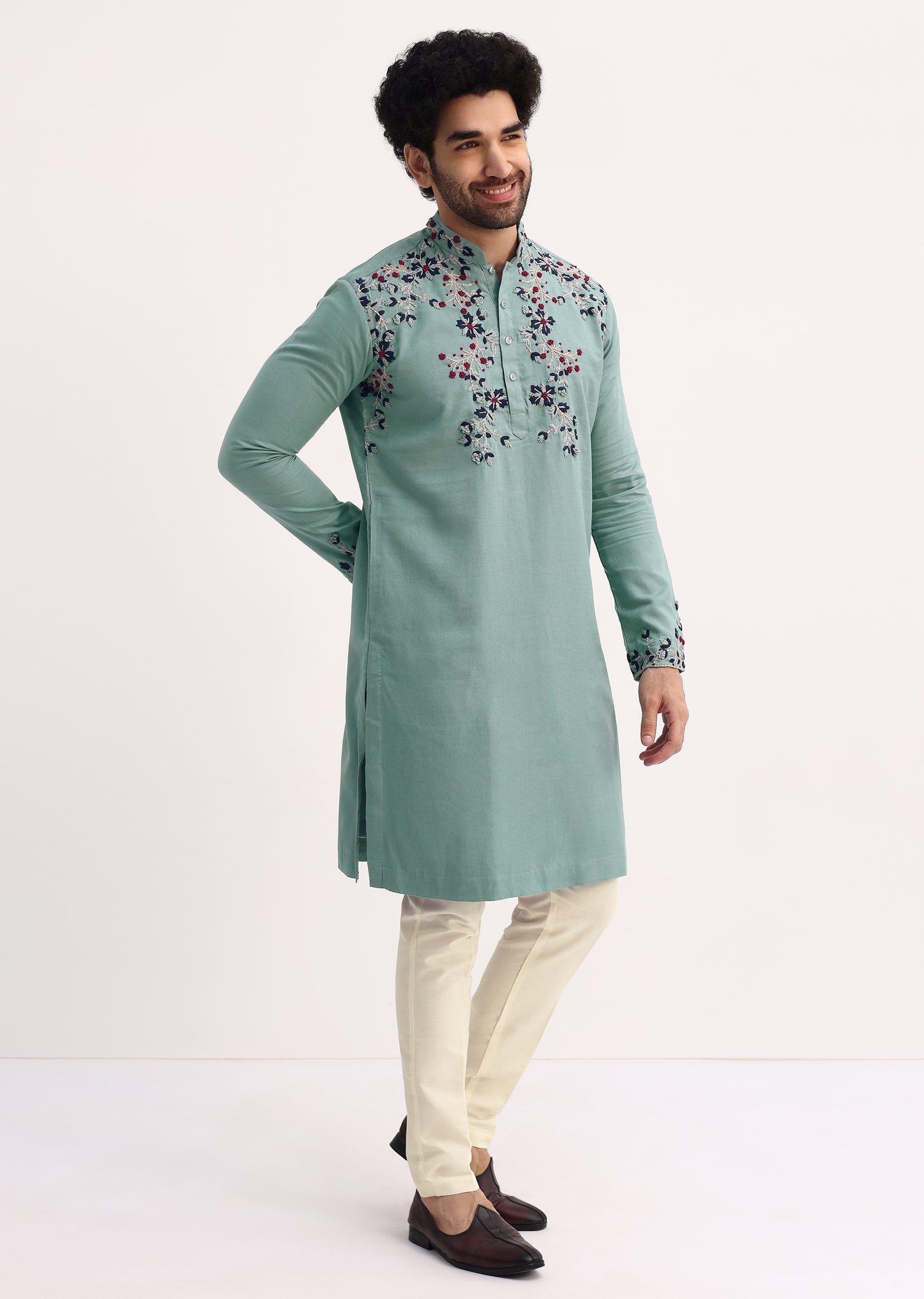 Green_Handwork_Embroidered_Kurta_Set_For_Men-SG228766_5_f3893ebf-b9f2-490b-bd5c-1e1dd7341284.jpg