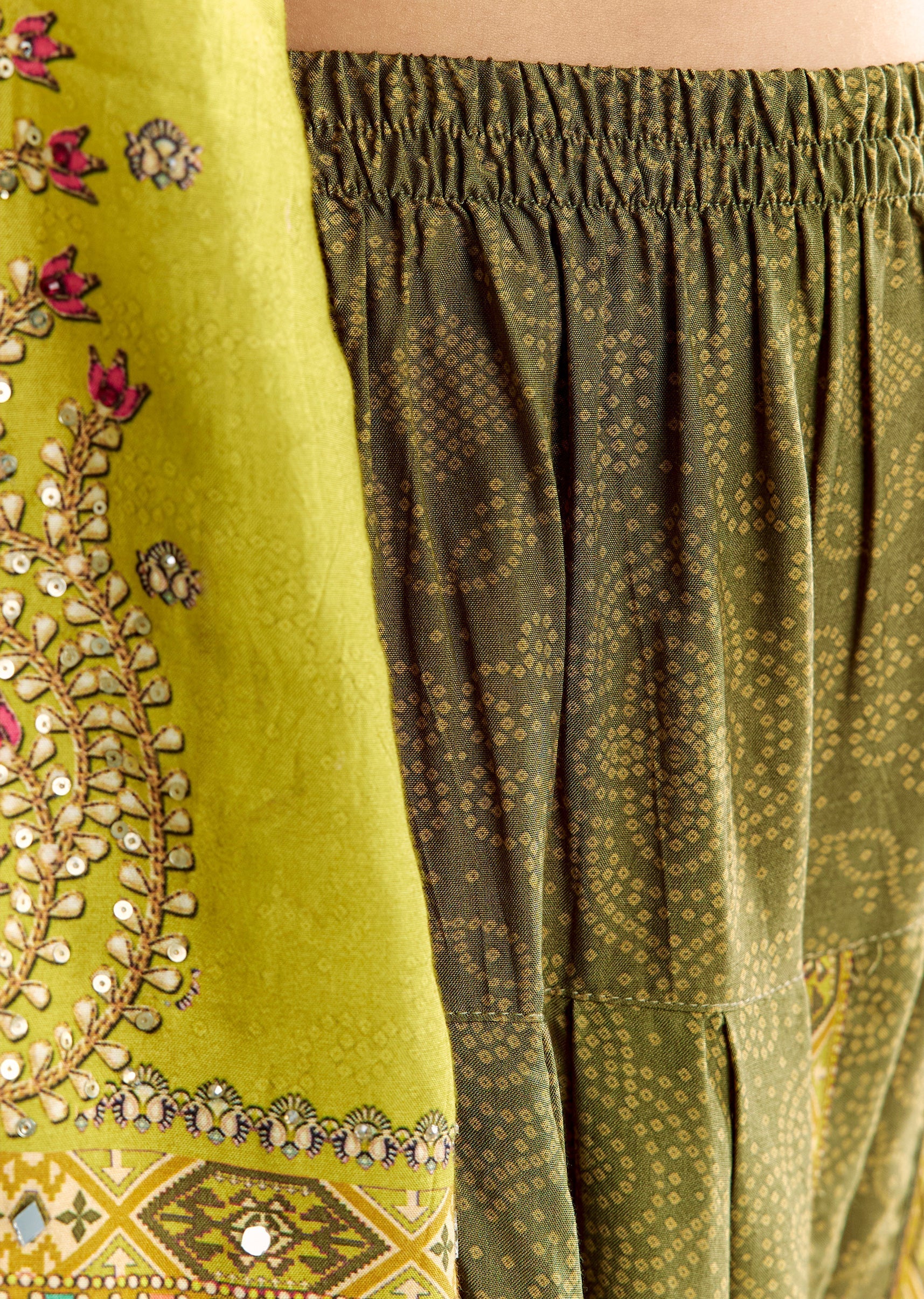 Green_Muslin_Floral_And_Bandhani_Printed_Asymmetrical_Cut_Kurta_Dhoti-sg308926-6.jpg