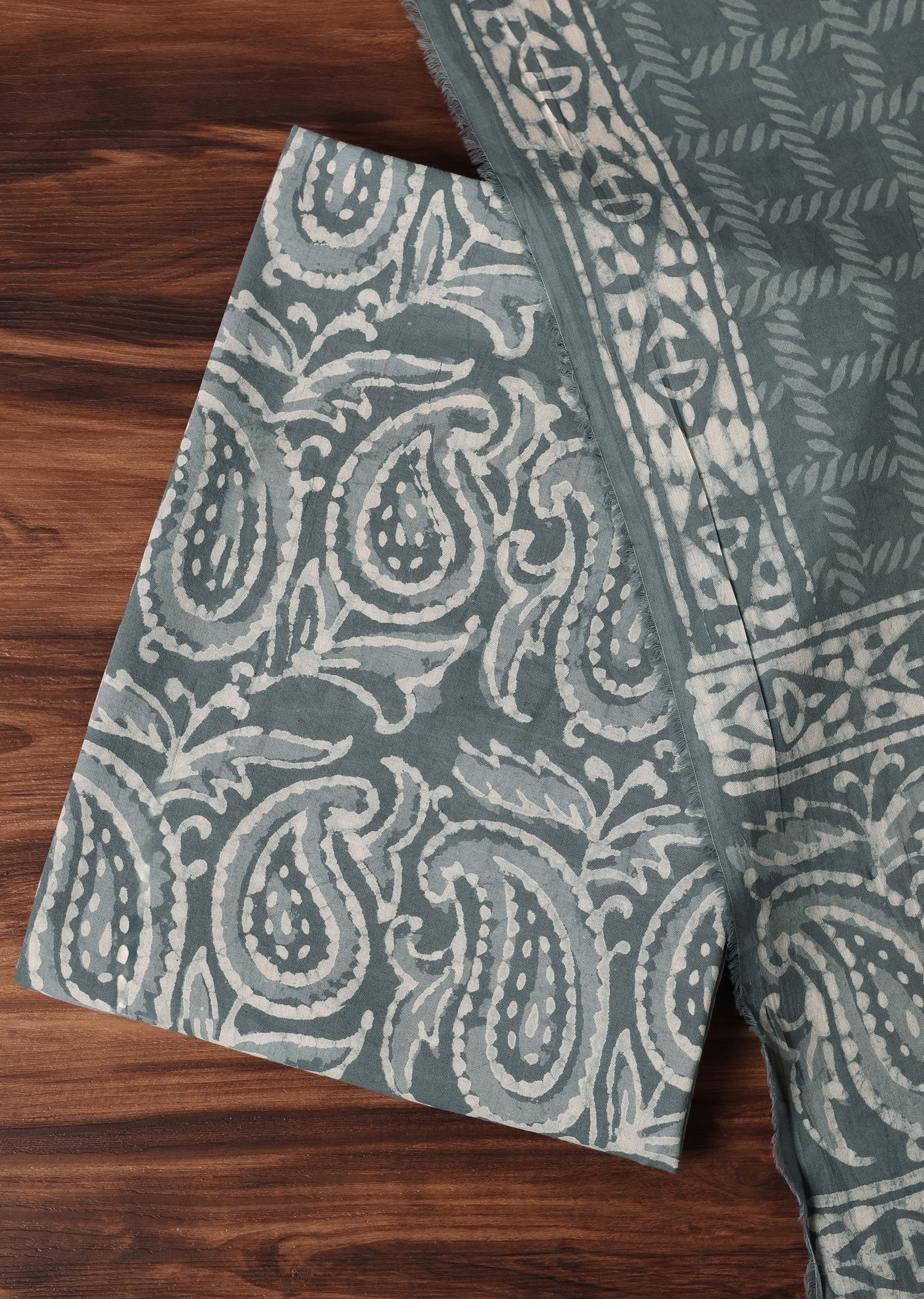 Grey_Batik_Hand_Block_Printed_Cotton-SG229819_7_8be90d9c-7dfe-49aa-9732-a1ca3ffd23b4.jpg
