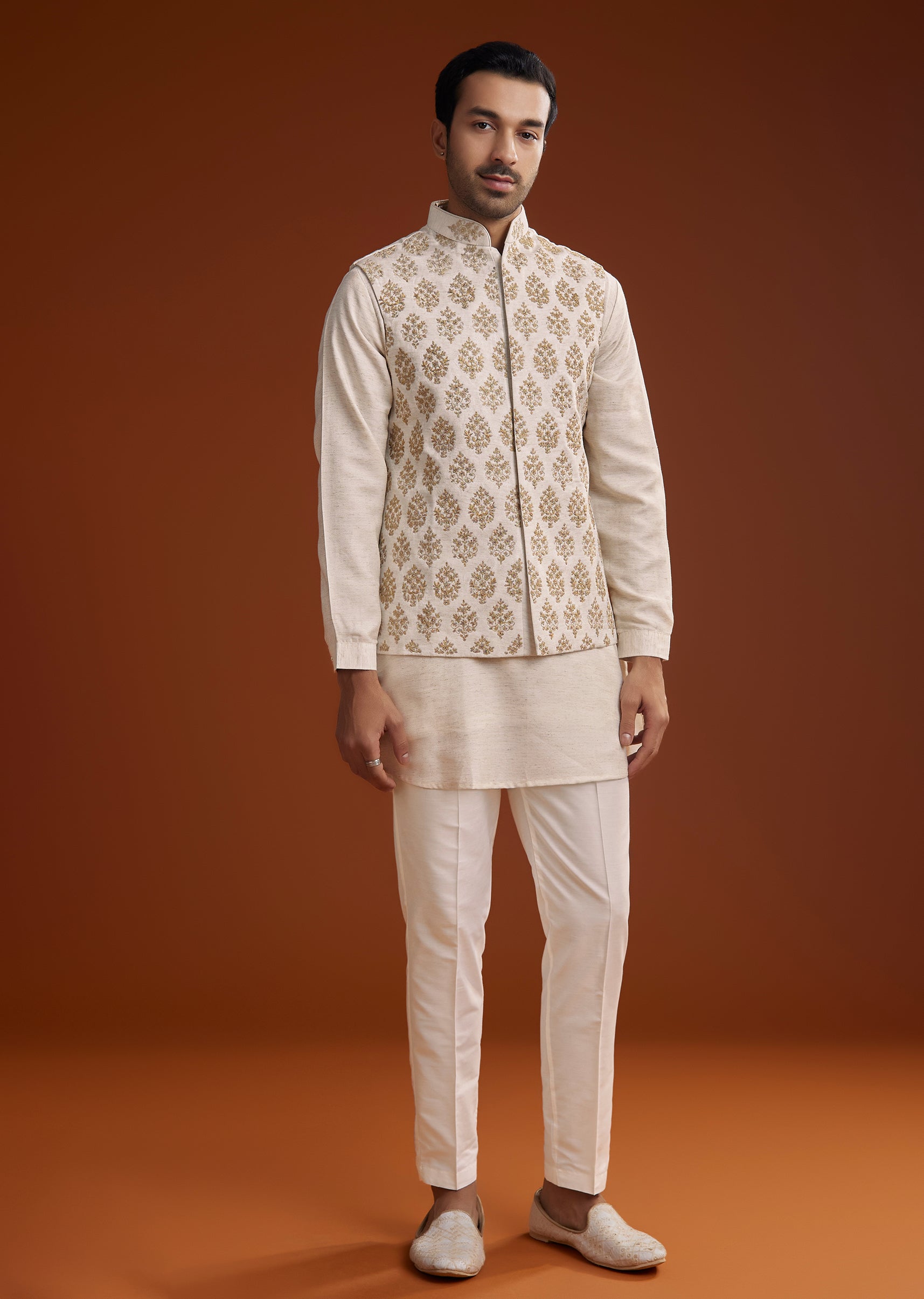 Off_White_Linen_Silk_Kurta_Jacket_Set_With_Zari_Work_For_Men-sg245065-1_1_c5a870c8-b9fd-4afd-9fe5-d20dbefac975.jpg
