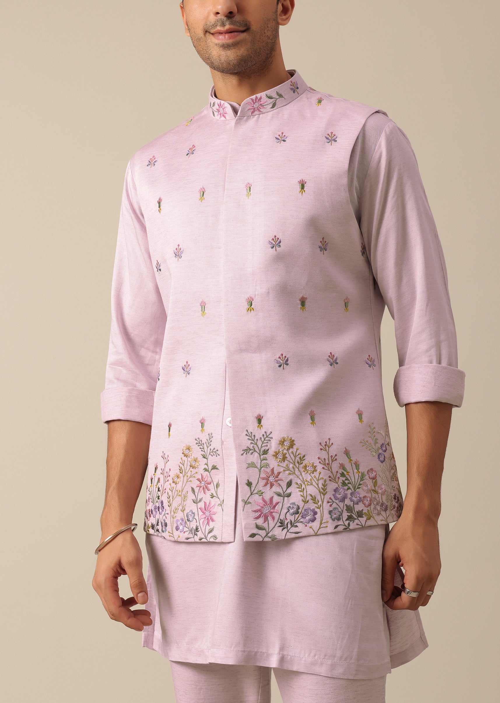 PinkJacketAndKurtaSetWithFloralMotifThreadWork-SG186524_4_5ca71e70-86ac-4be4-91f9-2f7d20720a42.jpg