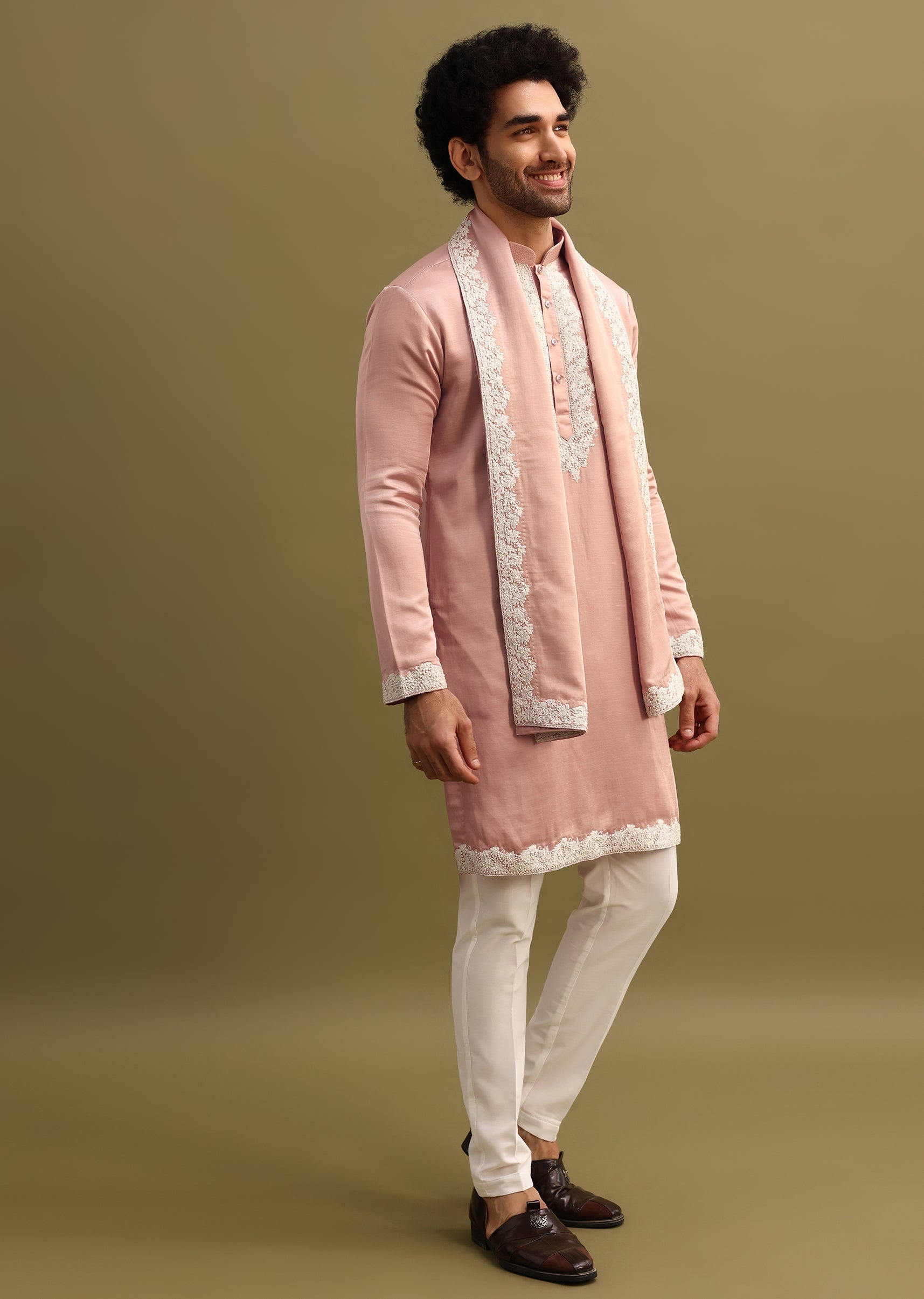 Pink_Embroidered_Kurta_With_Dupatta_Set_For_Men-SG229054_6_6ed5e919-6a62-404f-b2e3-781584dd46a7.jpg