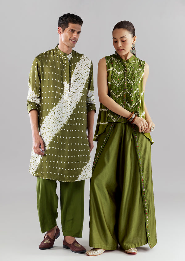 Vibrant Green Indo-Western Couple Set – Green Satin Indo-Western Set For Her And Green Bandhani Kurta Set For Him