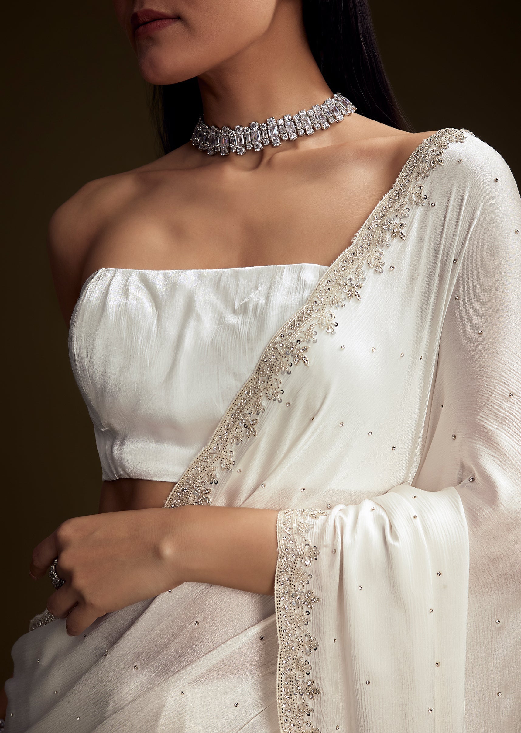 White_Chinon_Saree_With_Stone_And_Sequin_Embroidery-sg338762-7_5.jpg