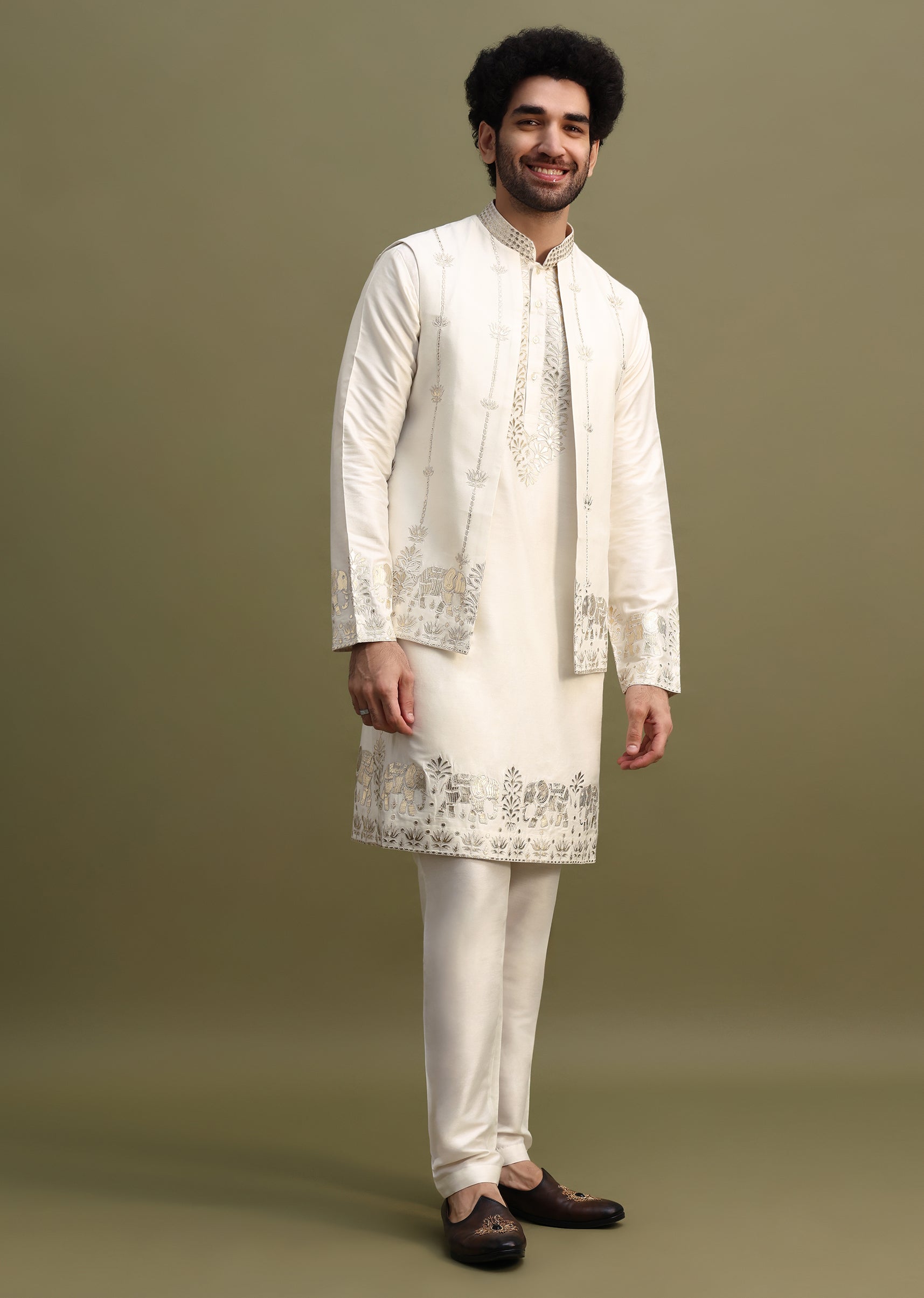 White_Gold_Foil_Apllique_Work_On_Kurta_Jacket_Set-SG235594_5_49b1876f-0067-4d6e-9eec-133b2e35ac75.jpg