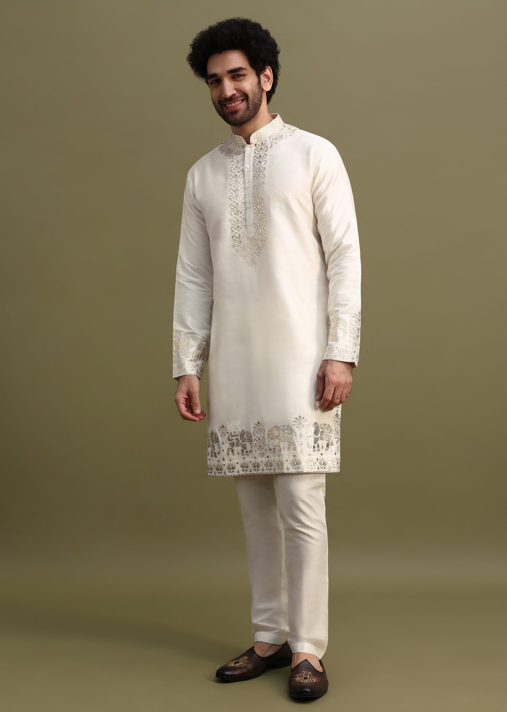 White_Gold_Foil_Apllique_Work_On_Kurta_Jacket_Set-SG235594_8_ccb54fa4-77fa-40e6-850d-5fa82c3f6602.jpg