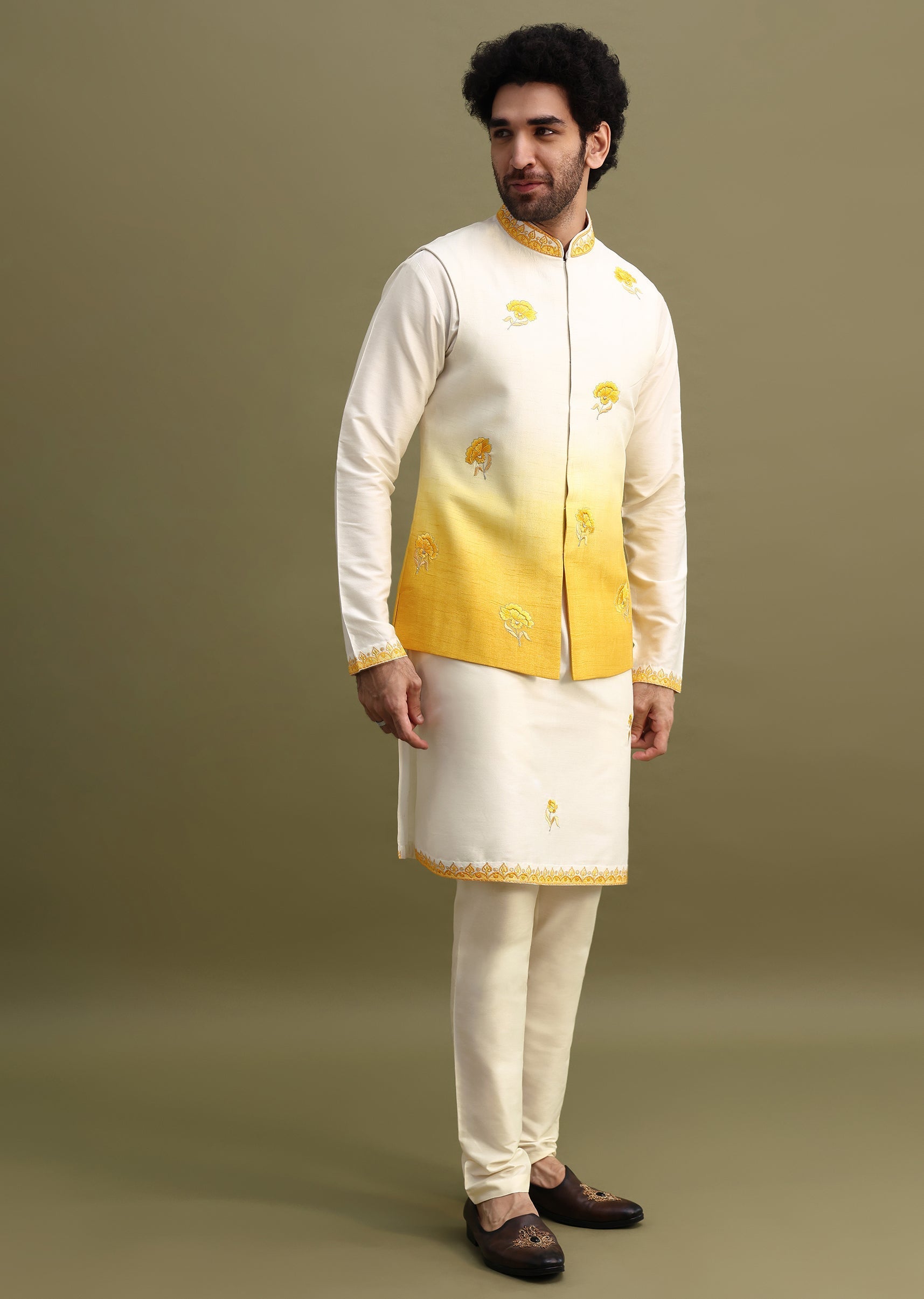 Yellow_Shaded_Kurta_Set_With_Floral_Motif_Jacket-SG235642_6_aa943316-c8ab-42eb-b5d5-416214c46df0.jpg