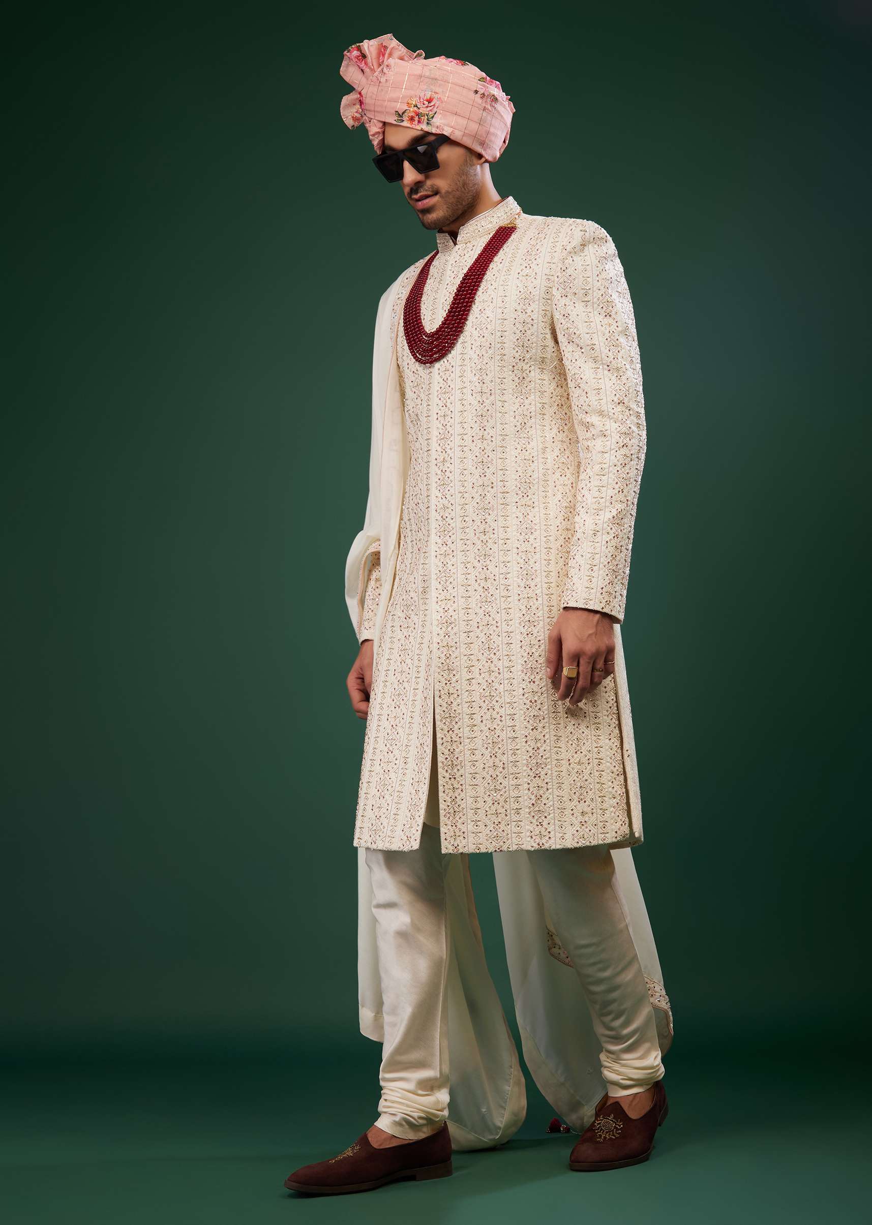 antique_white_sherwani_set_in_raw-sg140039_5_cfcc4b8f-6fd4-4241-9543-2c9ea9cf2a09.jpg