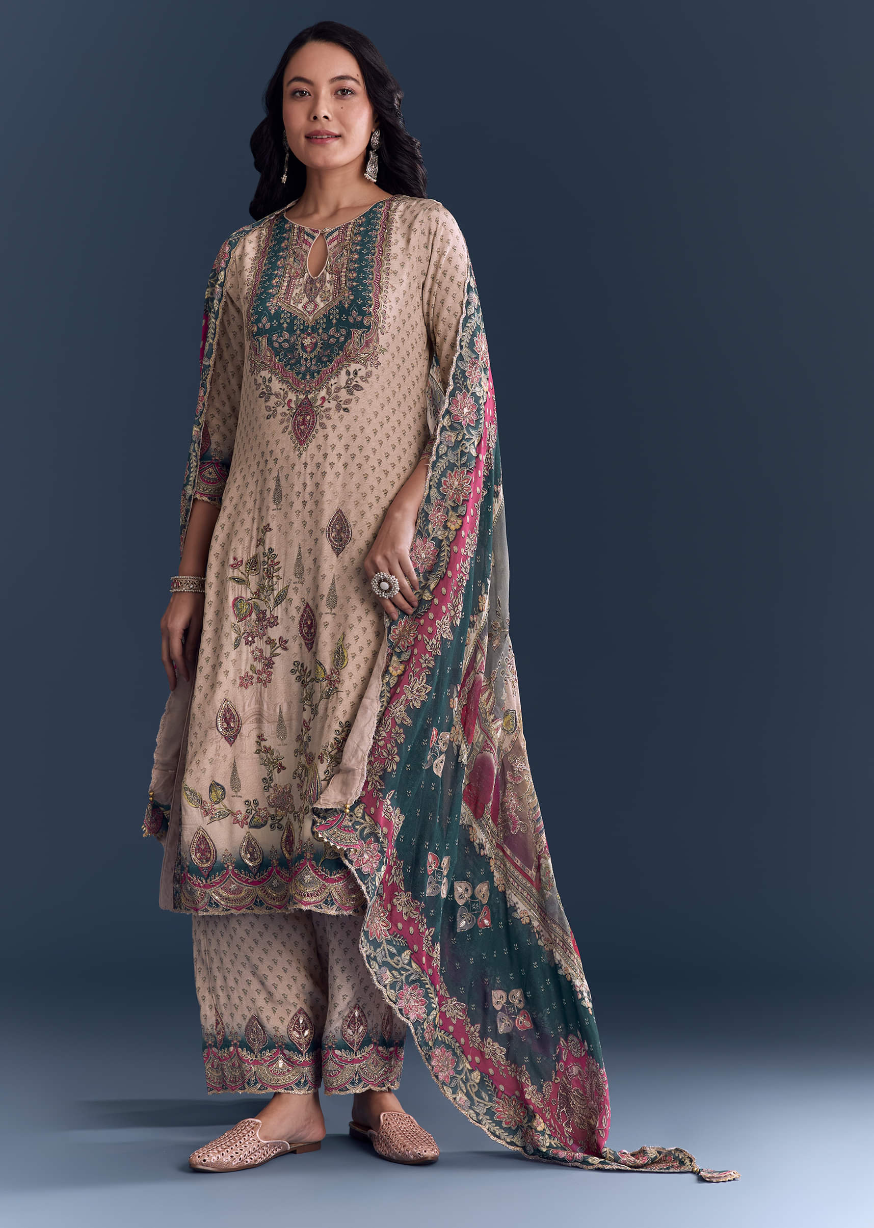 baby-pink-crepe-kurta-set-with-indie-print-and-zari-work-sg339832-1.jpg