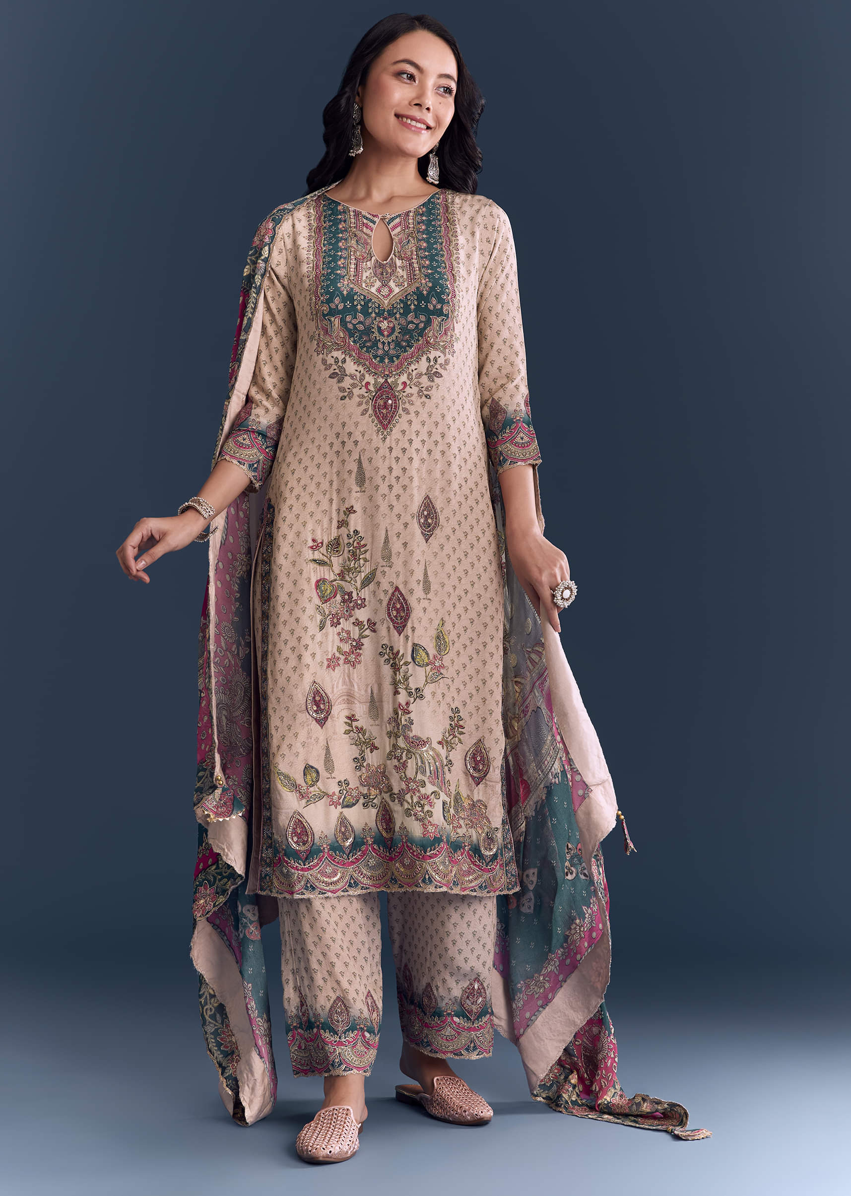 baby-pink-crepe-kurta-set-with-indie-print-and-zari-work-sg339832-3.jpg