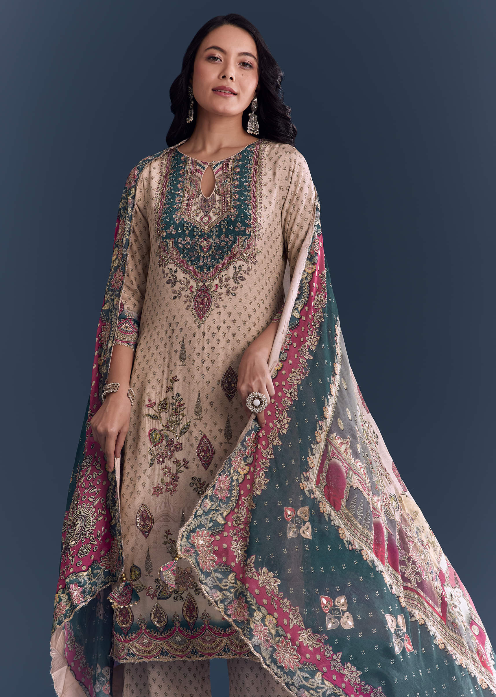 baby-pink-crepe-kurta-set-with-indie-print-and-zari-work-sg339832-4.jpg