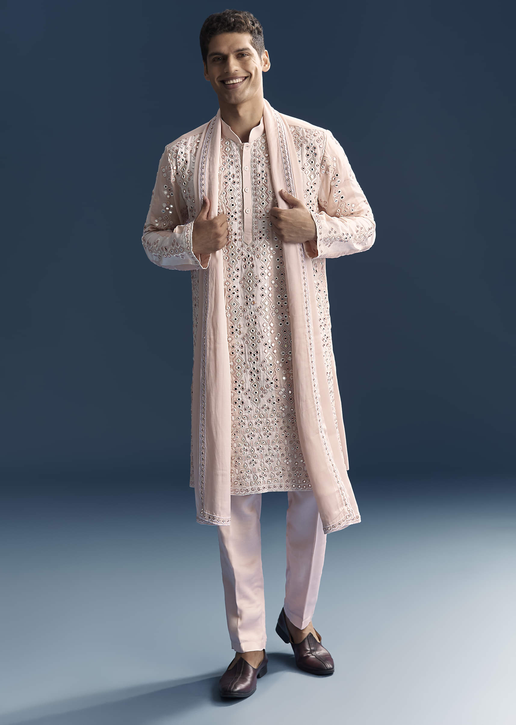 baby-pink-kurta-set-for-men-with-mirror-and-thread-work-sg321588-3.jpg