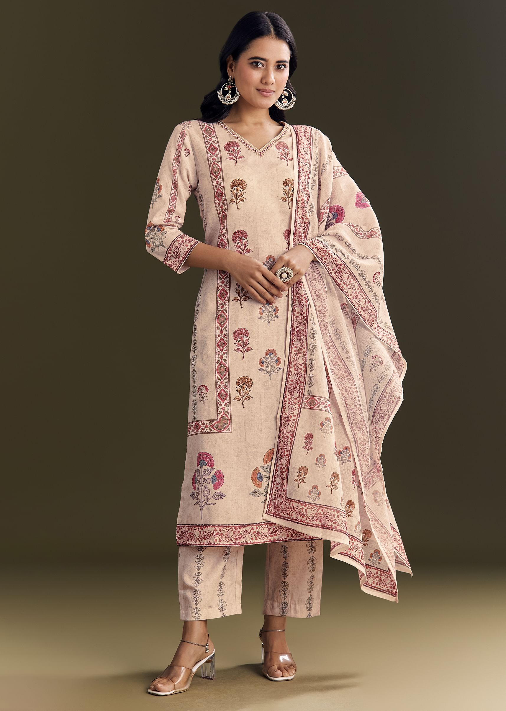 beige-cotton-block-print-kurta-set-with-printed-dupatta-sg313272-1_80327555-b05c-448e-8100-82539cbea0c5.jpg