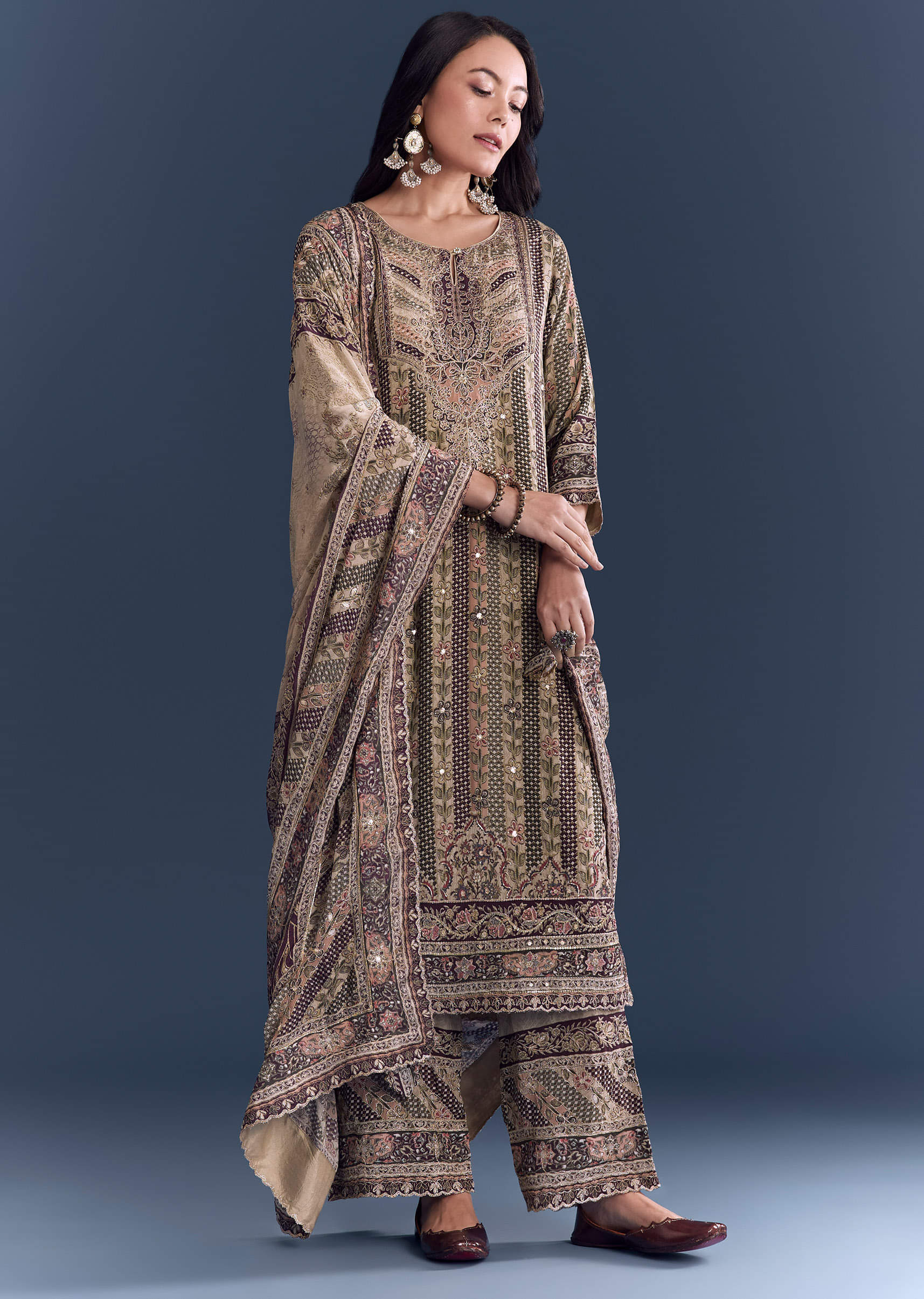 beige-crepe-kurta-set-with-floral-print-and-zari-embroidery-sg346301-1.jpg