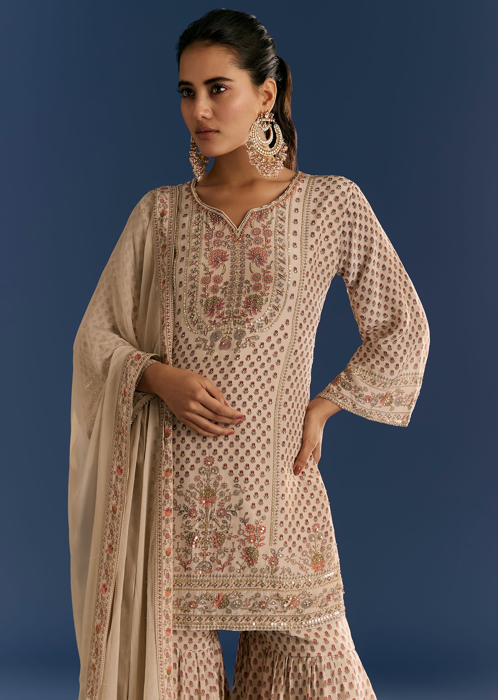 beige-crepe-printed-kurta-sharara-with-dupatta-and-potli-bag-sg305955-4_5f90810e-2545-46bb-83b7-d9b7464d15e9.jpg