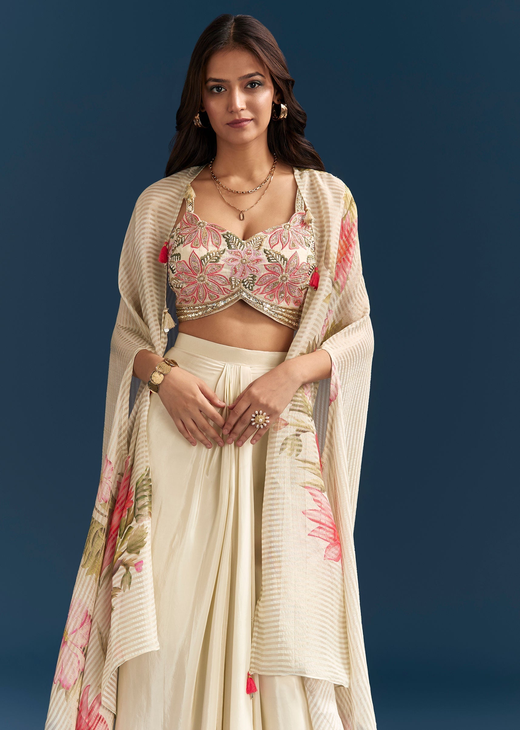 beige-crop-top-skirt-set-with-resham-work-and-floral-cape-sg324416-4_944c0b12-81c5-4d41-804d-8e1f2b24f07e.jpg