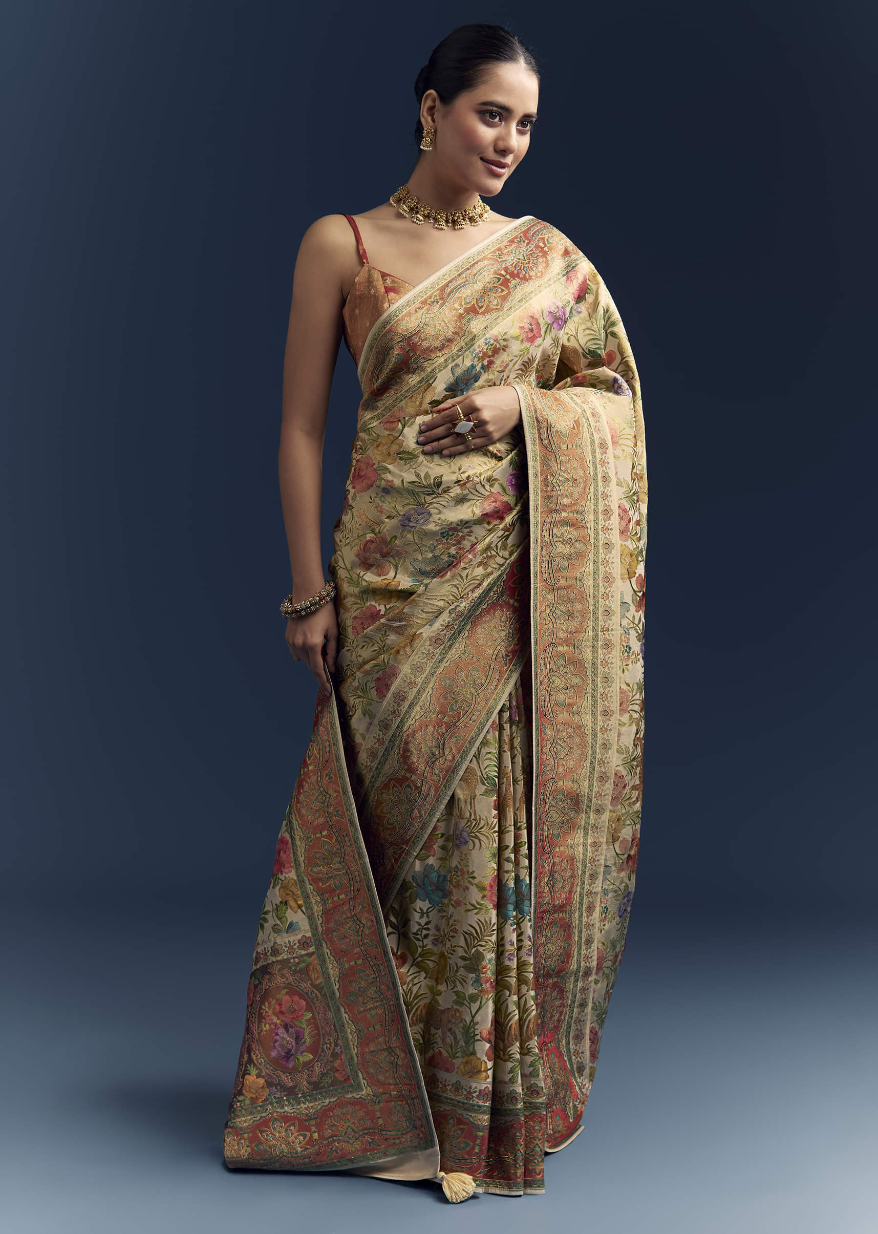 beige-dola-silk-woven-saree-with-nature-motif-embroidery-sg354737-3.jpg